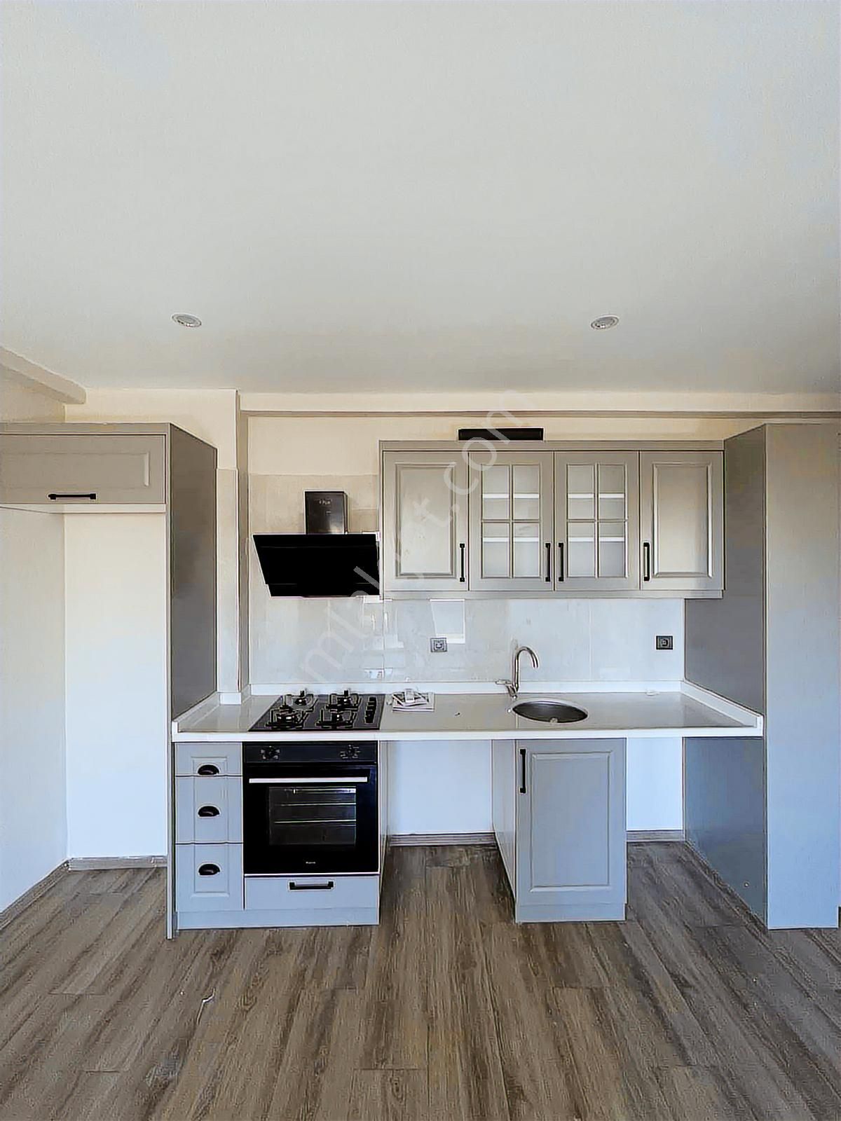 Carkıpare Sınırında Klımalı Ankastrelı Termosıfonlu Geniş 1+1