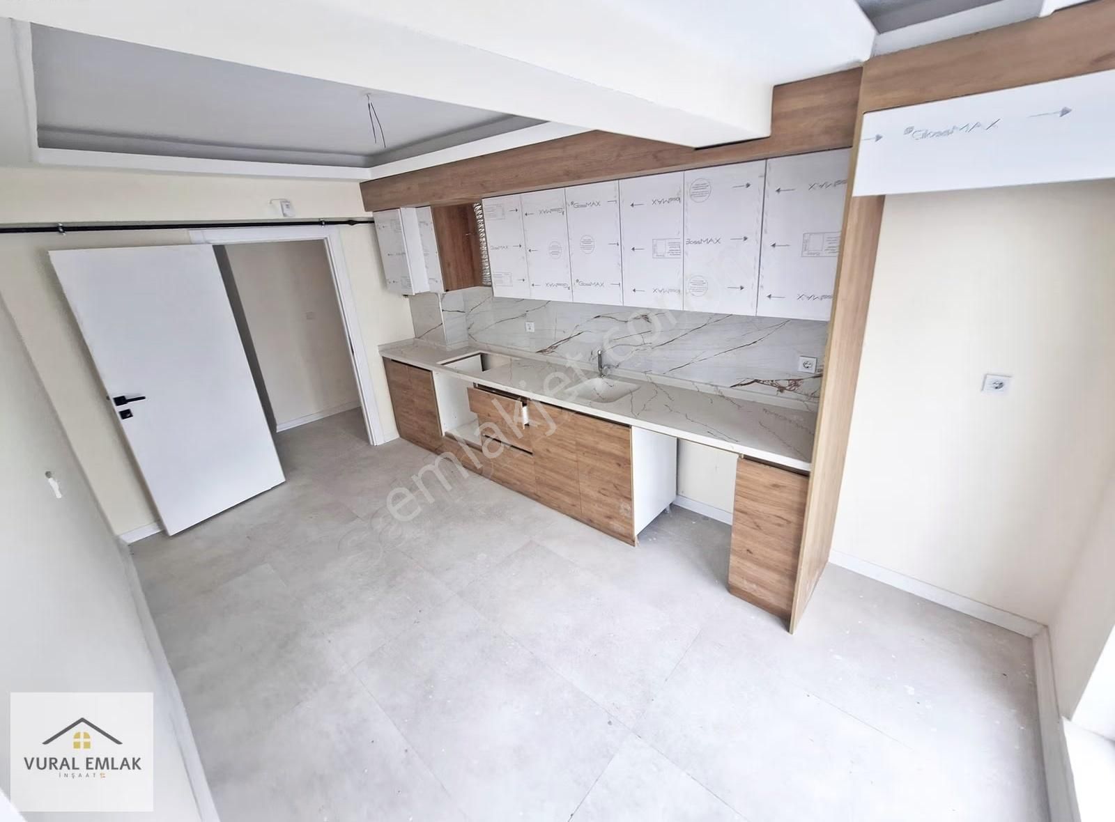 Vural'dan Okullar Bölgesinde, Geniş Kullanışlı 3+1 Fırsat Daire - Görsel 21