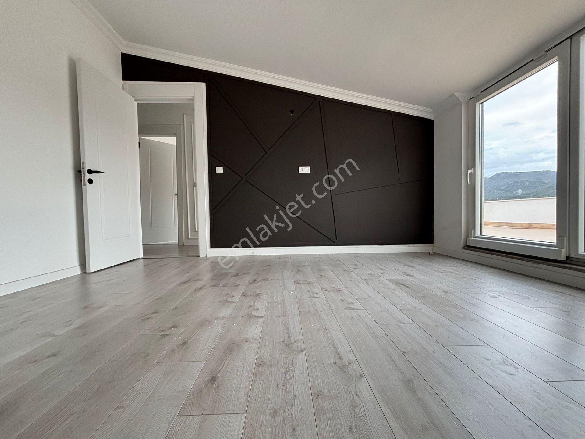 Mera Emlaktan Kadıköy Mh. Havuzlu K.otoparklı 6+1 Dubleks Daire - Görsel 21