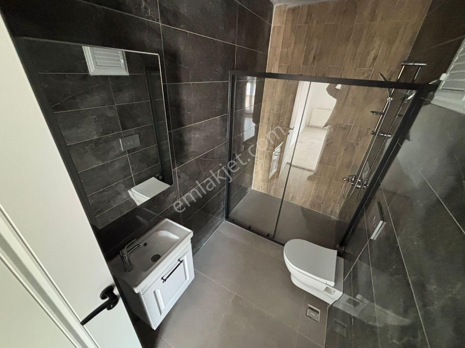 Mera Emlaktan Kadıköy Mh. Havuzlu K.otoparklı 6+1 Dubleks Daire - Görsel 24