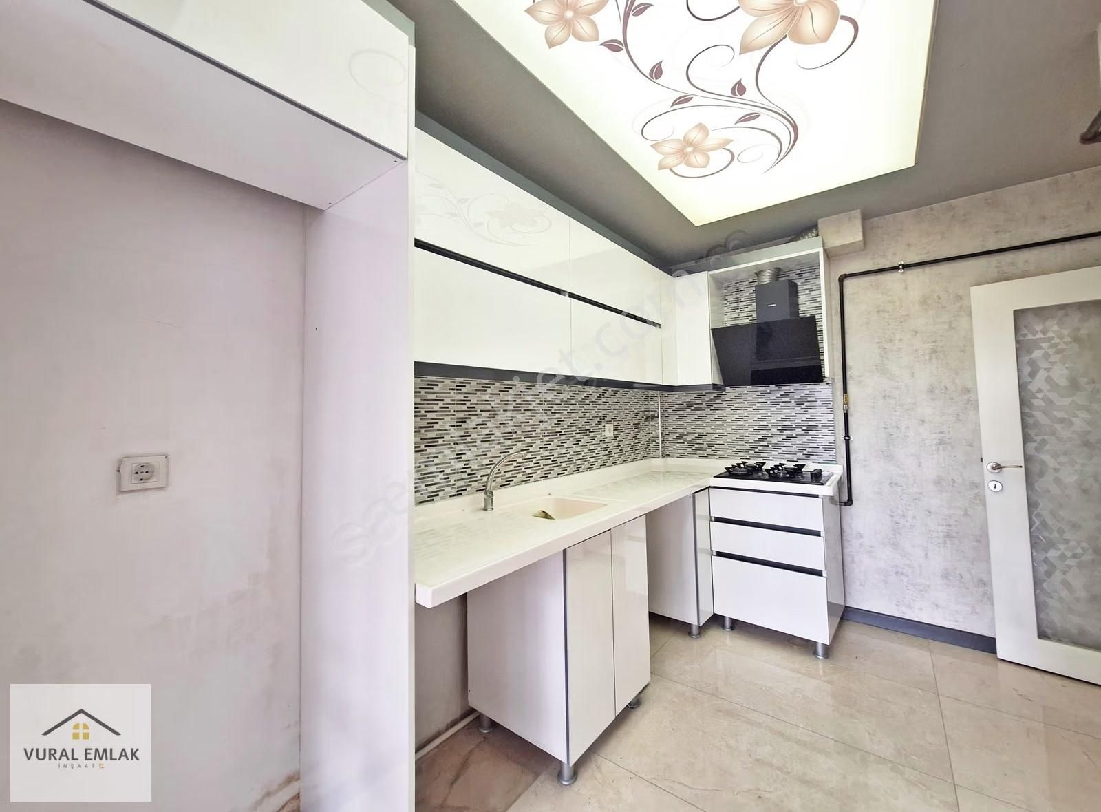 Vural Emlaktan 2+1 İskanlı Ultra Lüx Menderesin Göbeğinde 120m2 - Görsel 8