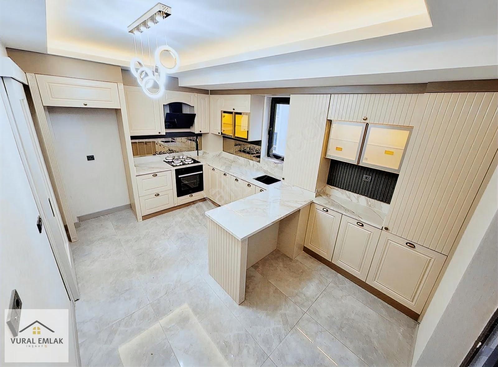 Vural,dan %80 Kredi İmkanı Ada Mutfaklı Şık Tasarım 4+1 İskanlı - Görsel 10