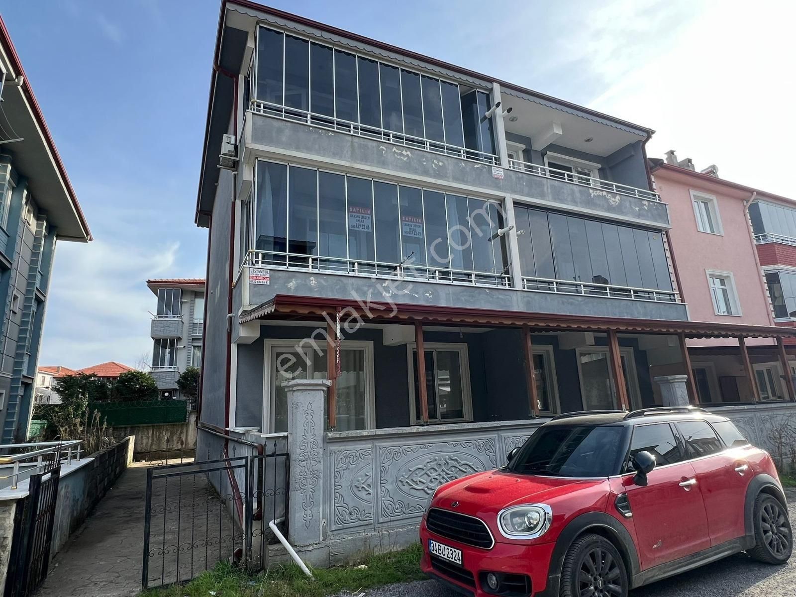 Karasu 32 Evler Mevkii Denize 150 Metre Mesafede 2+1 Arakat Cam Balkonlu Kombi&petekli Satılık Daire