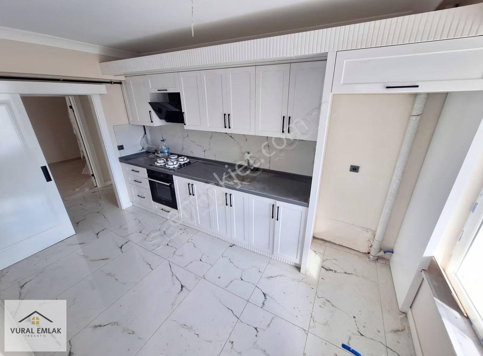 Vural Emlaktan 3+1 İskanlı Y.giriş %50 Kredili Menderes Mh Acill - Görsel 2