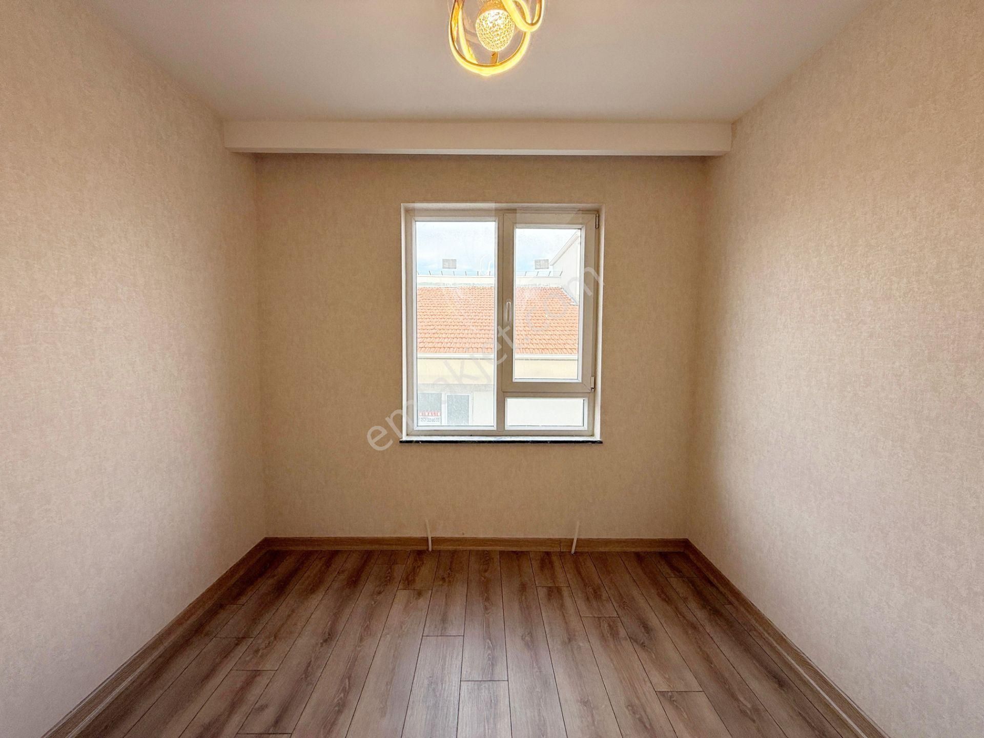 Öz'maşallah.dan Mükemmel Konum'da Güney Cephe Teras Balkonlu 3+1 - Görsel 25