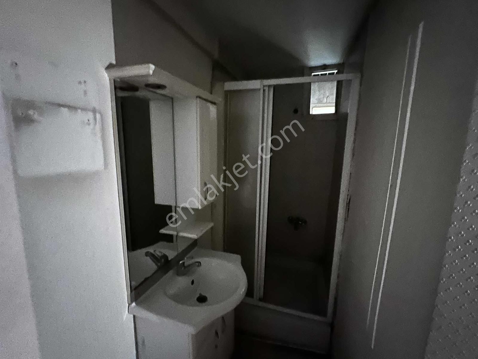 Kağıthane Okmeydanı Hastane Metrobüs Durağına 1 Dk Kiralık Ofis - Görsel 11