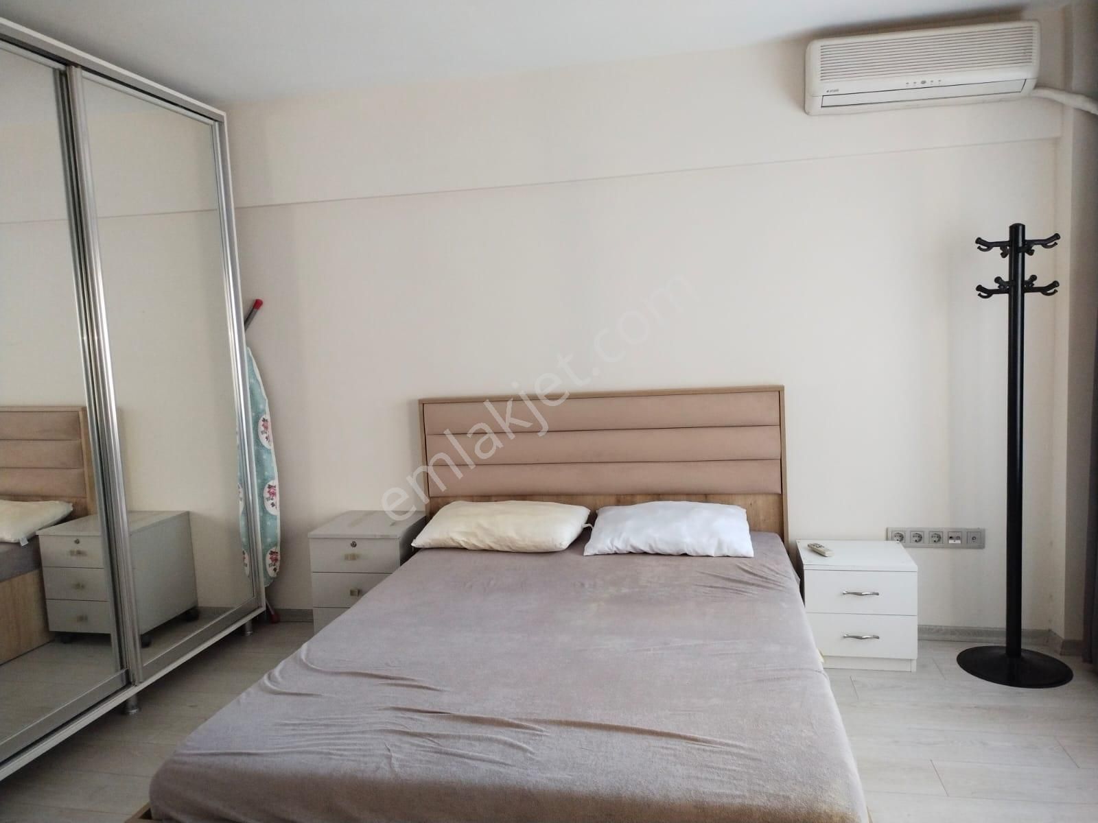 Üsküdar Merkezde Satılık, Full Eşyalı 1+1 Daire - Görsel 26