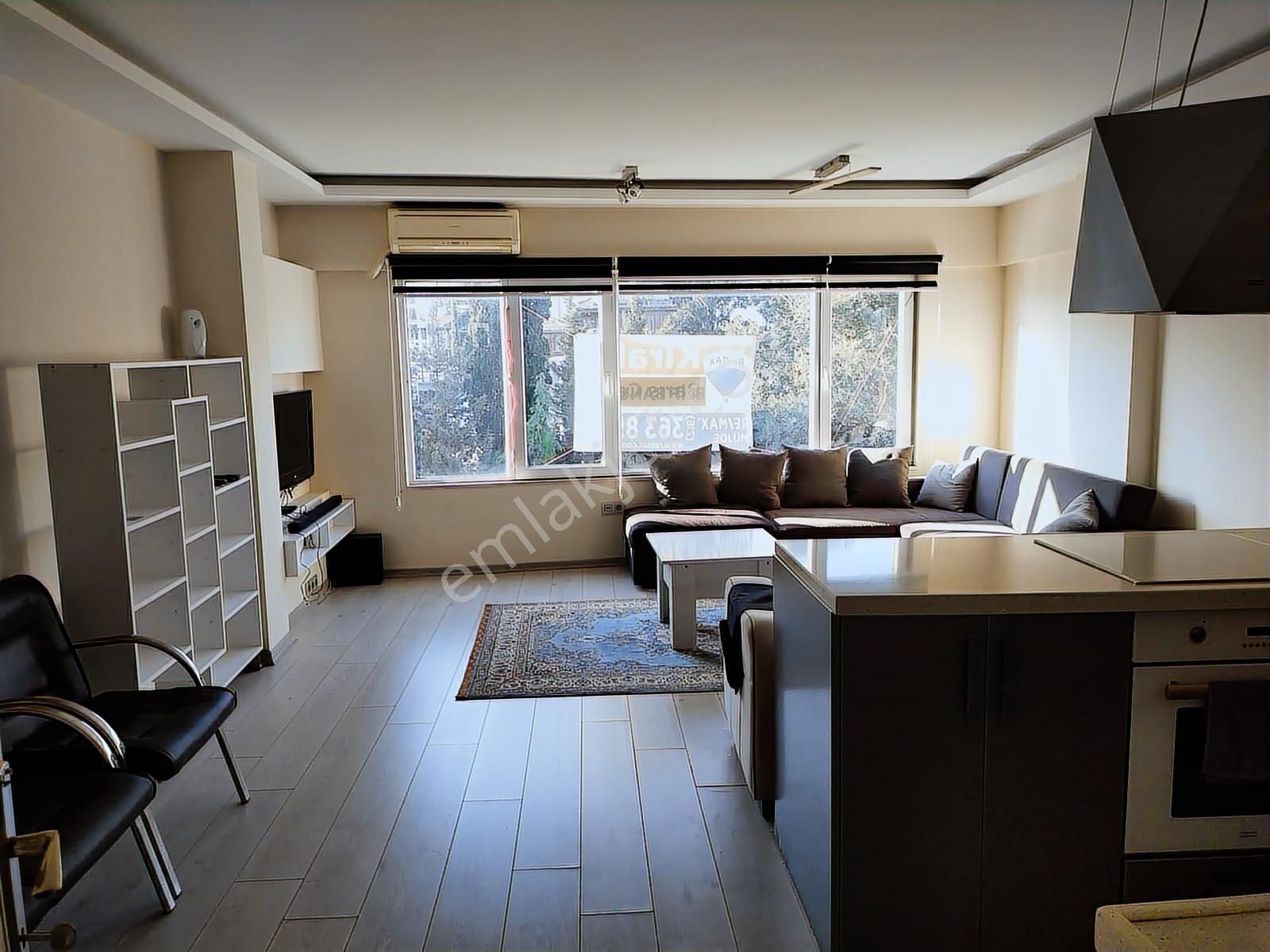 Üsküdar Merkezde Satılık, Full Eşyalı 1+1 Daire - Görsel 11