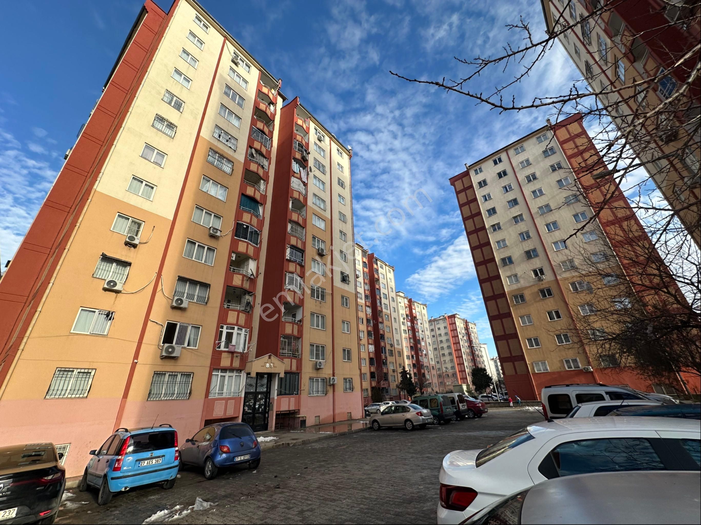 Kareden Seyrantepe Merke Lokasyonda Satılık 3+1 Daire - Görsel 3