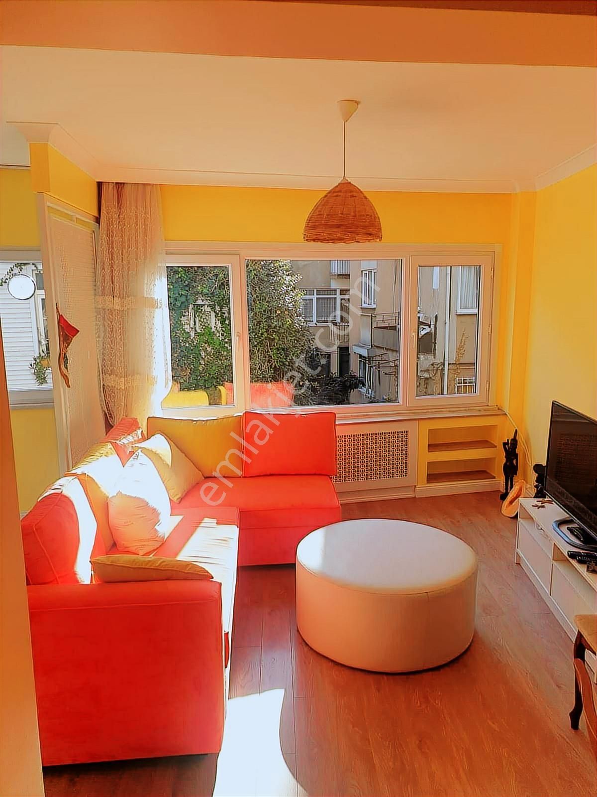 Ortaköy Merkez Sahile Yakın Yenilenmiş 2+1 Arakat Balkonlu Daire - Görsel 32