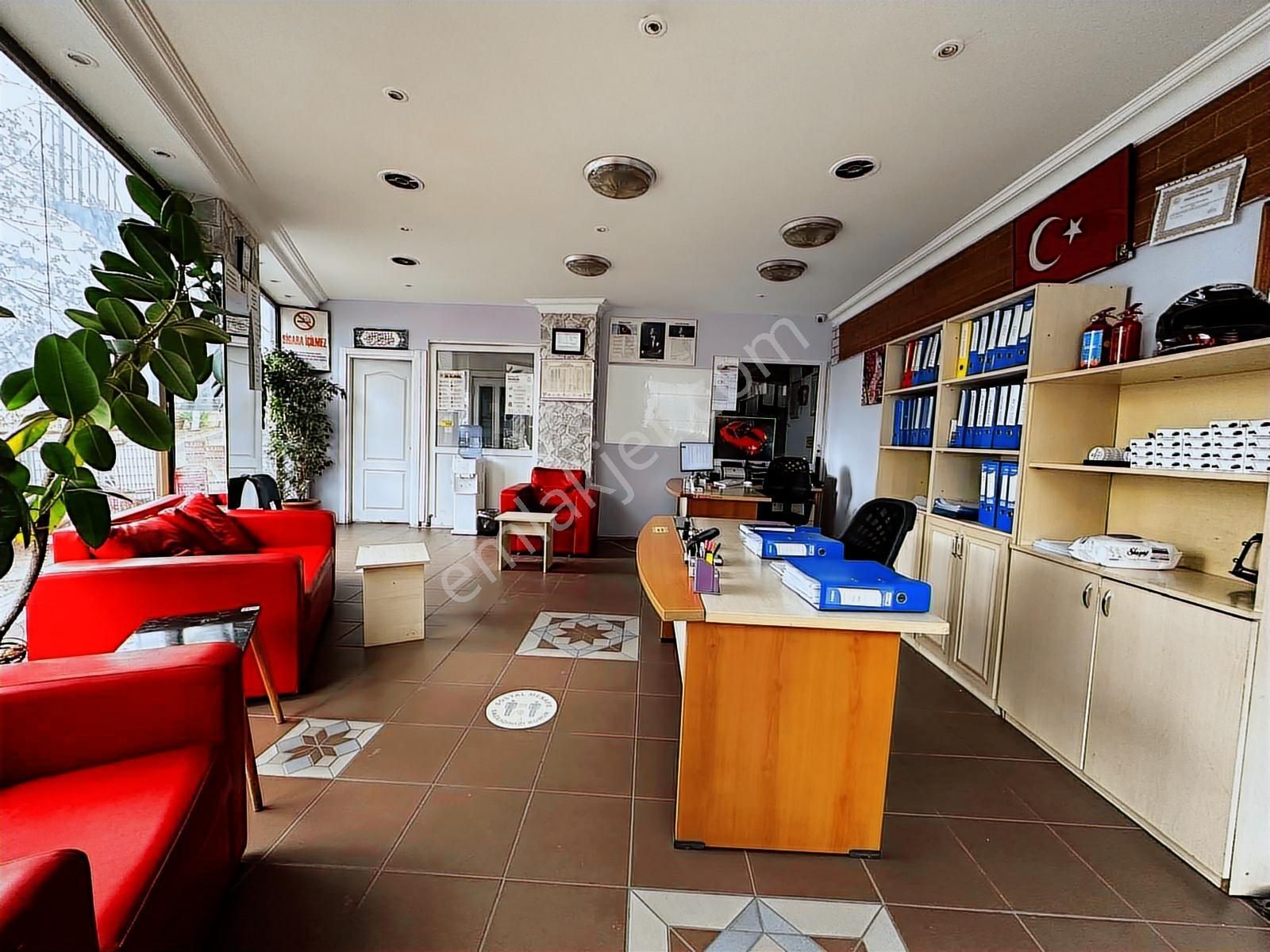 Kartal Yukarı Mahalle' De 6 Katlı Deniz Manzaralı Komple Bina - Görsel 4