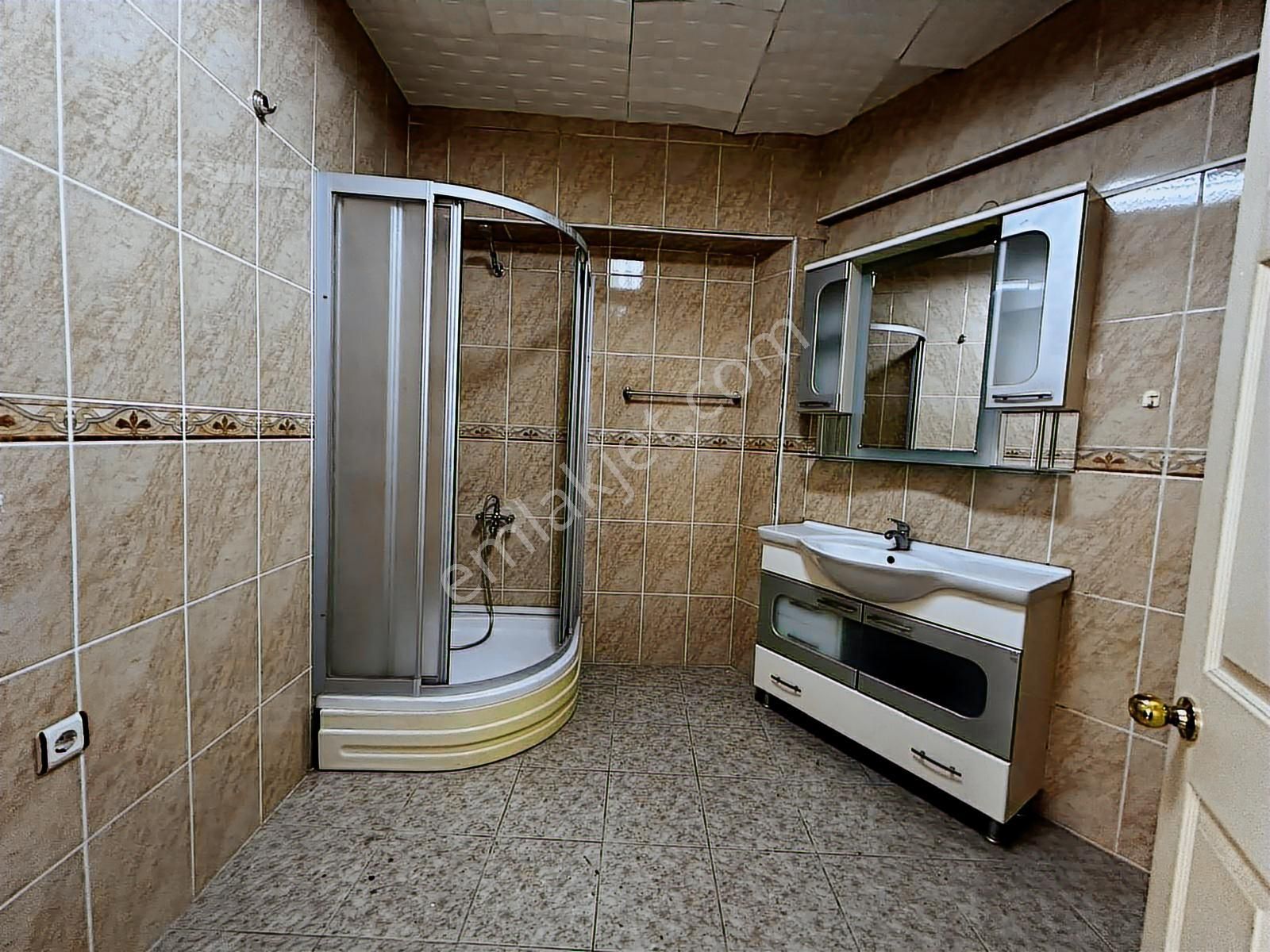 Kartal Yukarı Mahalle' De 6 Katlı Deniz Manzaralı Komple Bina - Görsel 12