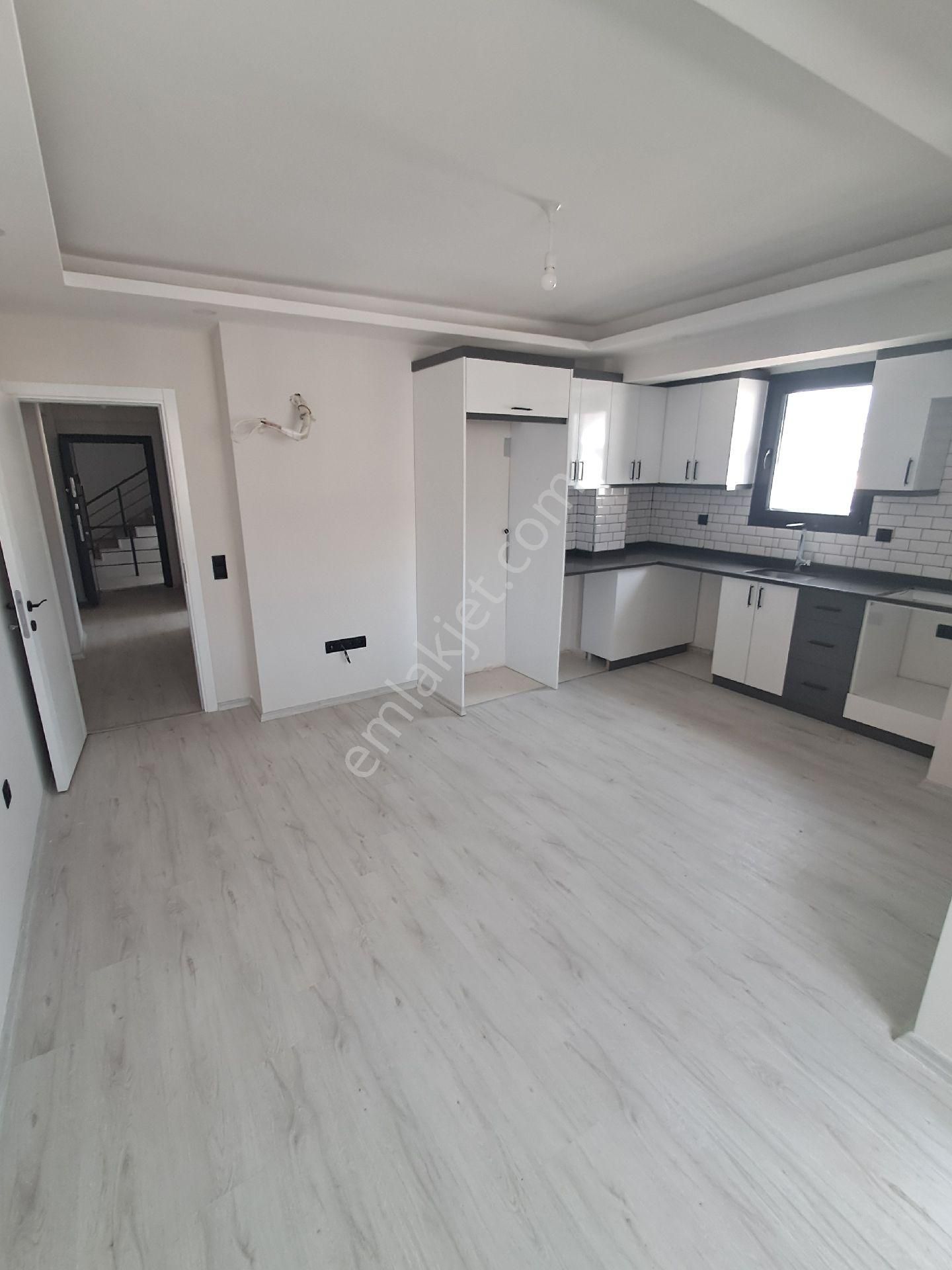 Seydikemer Merkezı Lokasyonda Satılık 3+1 Dublex Daire