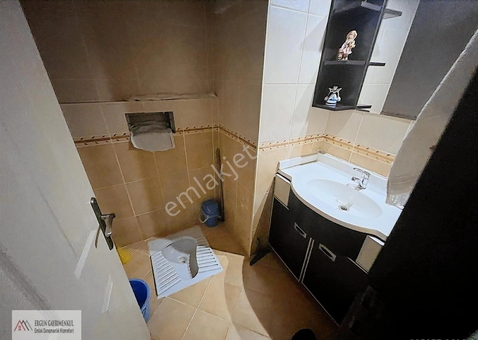 Ergünden Hürriyette Cadde Üzeri Herkat Tek Daire 5+1 Satılık - Görsel 22