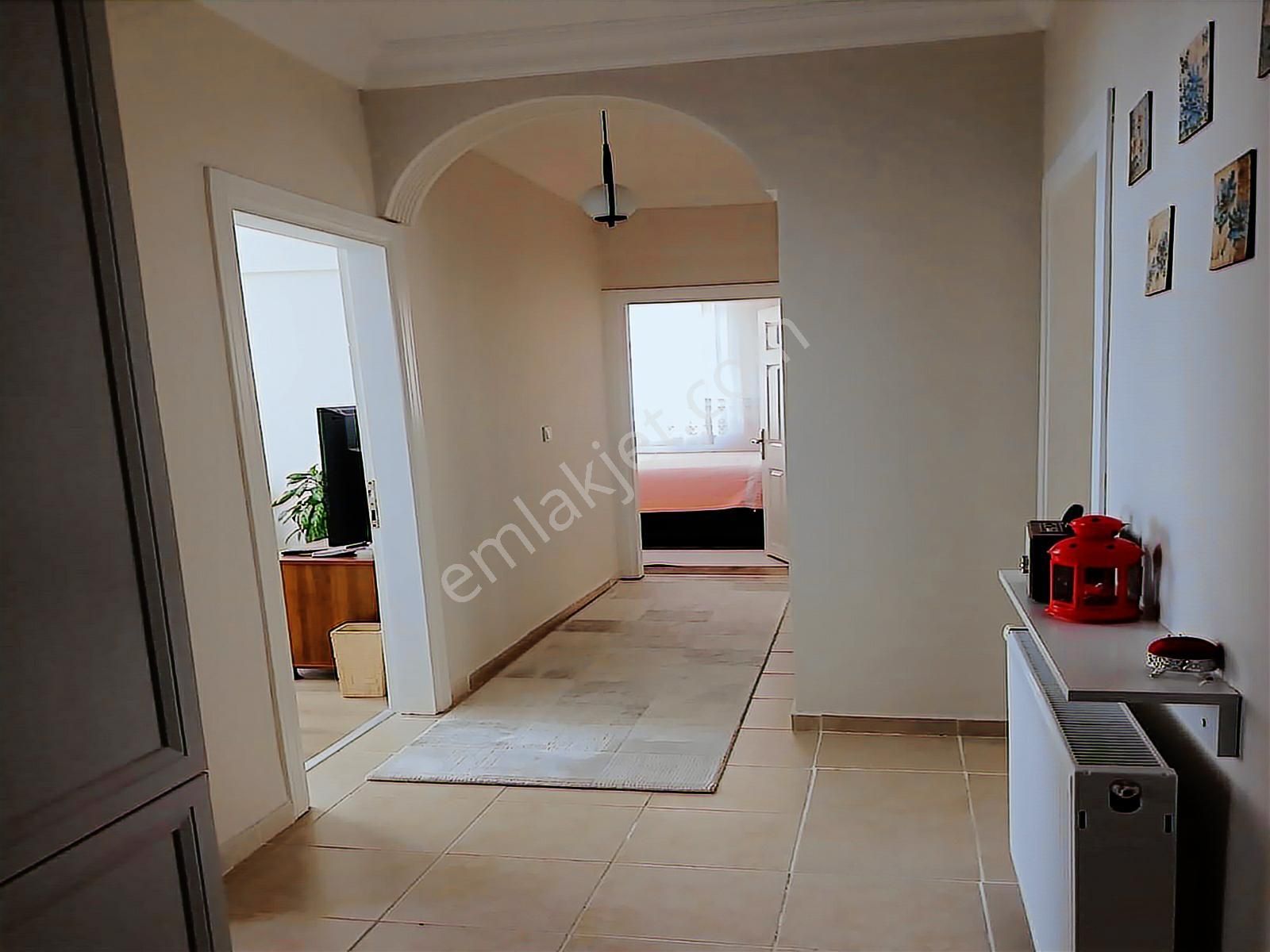 Site İçerisinde ,3+1 ,125 M2 Otoparklı,masrafsız Satılık Daire - Görsel 7