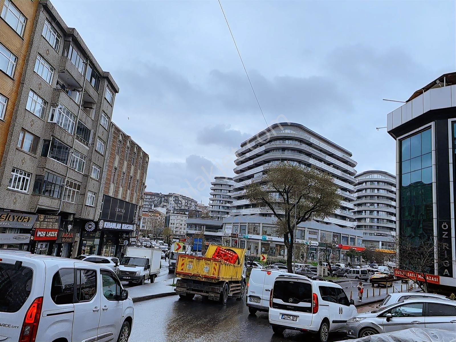 Caddeye Cephe ,araç Girişli,asma Katlı,iskanlı Kiralık İşyeri - Görsel 35