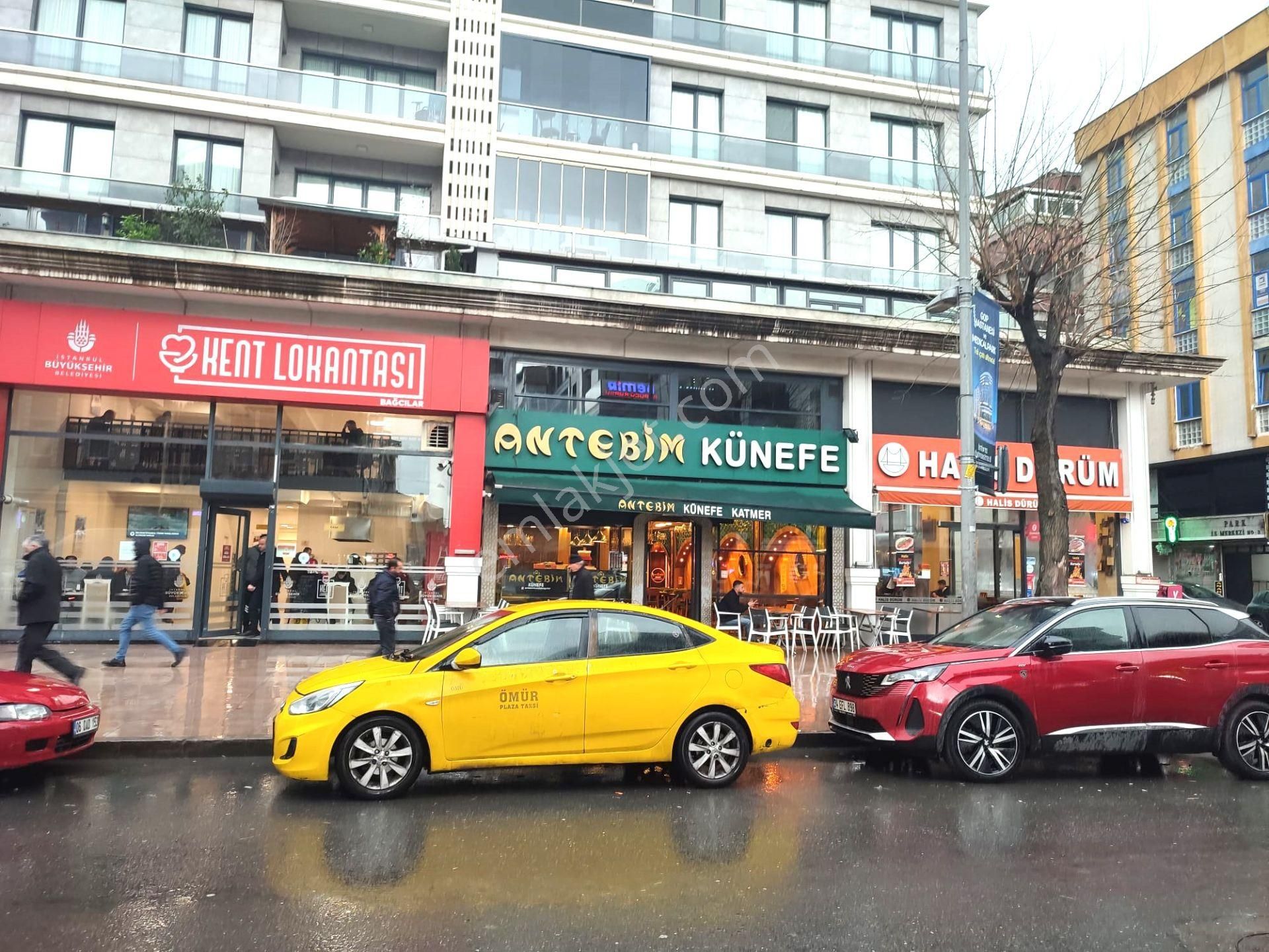 Suna Tabakçı'dan Bağcılar Osman Gazi Caddesi Satılık Dükkan - Görsel 32