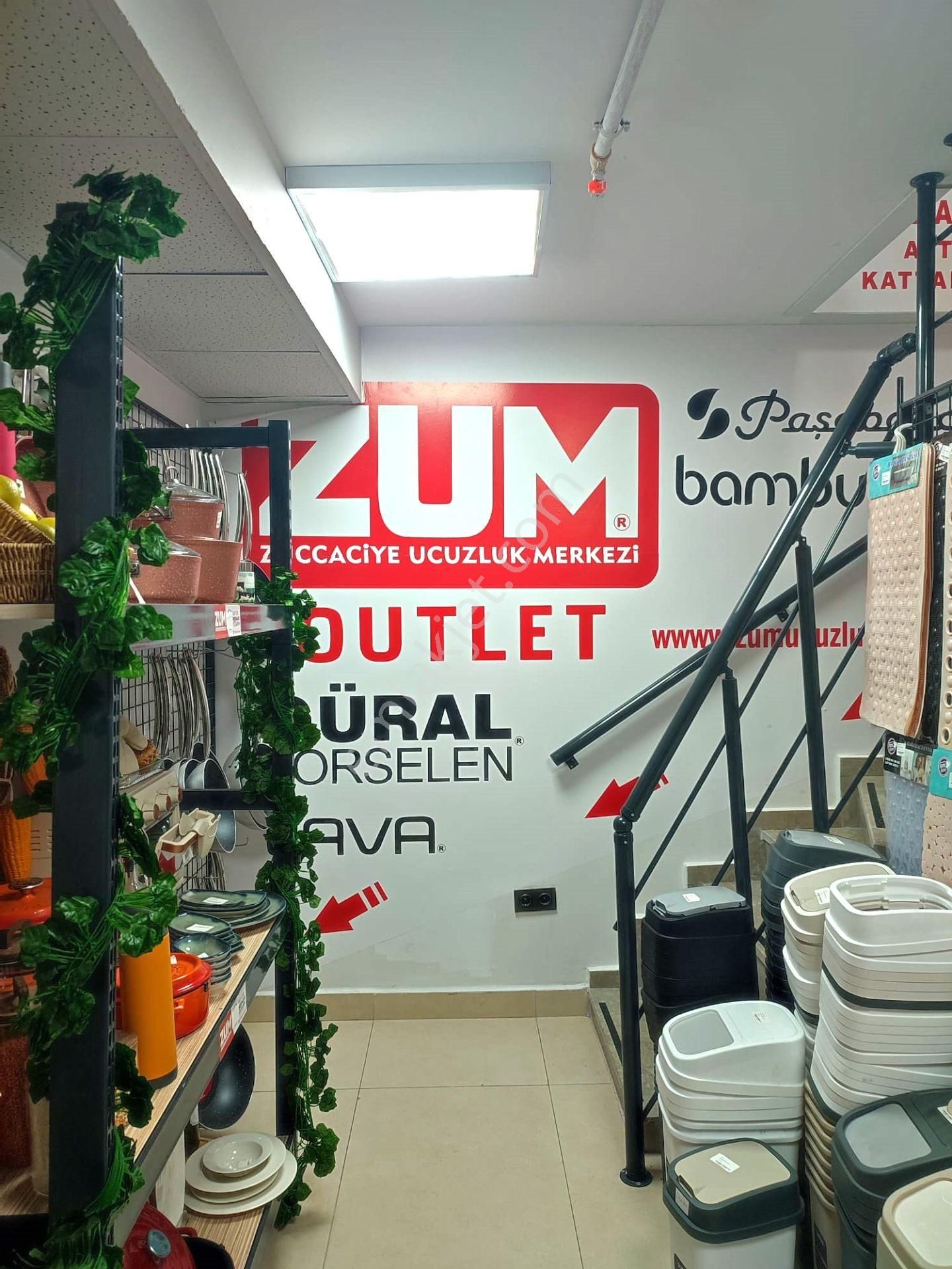 Suna Tabakçı'dan Bağcılar Osman Gazi Caddesi Satılık Dükkan - Görsel 16