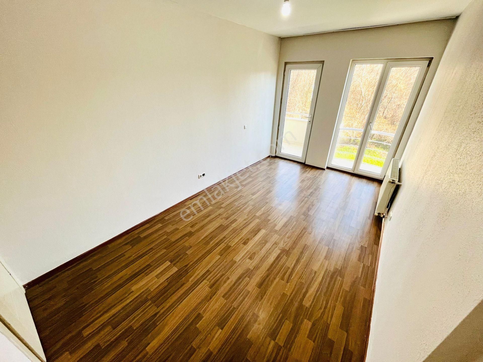 Yükselden İkizçayda Havuzlu Sitede Doğalgaz Ara Kat 2+1 Daire - Görsel 14