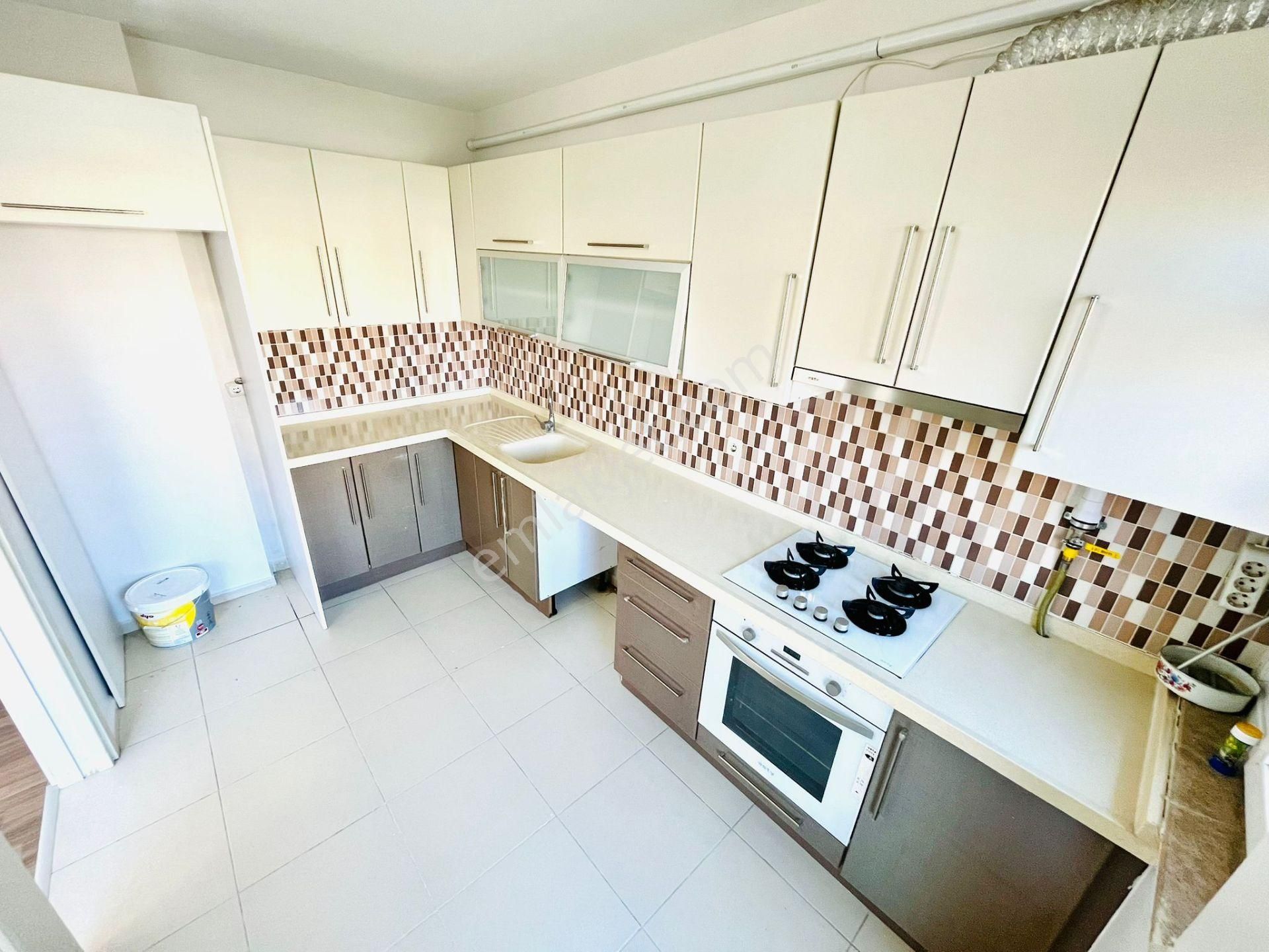 Yükselden İkizçayda Havuzlu Sitede Doğalgaz Ara Kat 2+1 Daire - Görsel 26