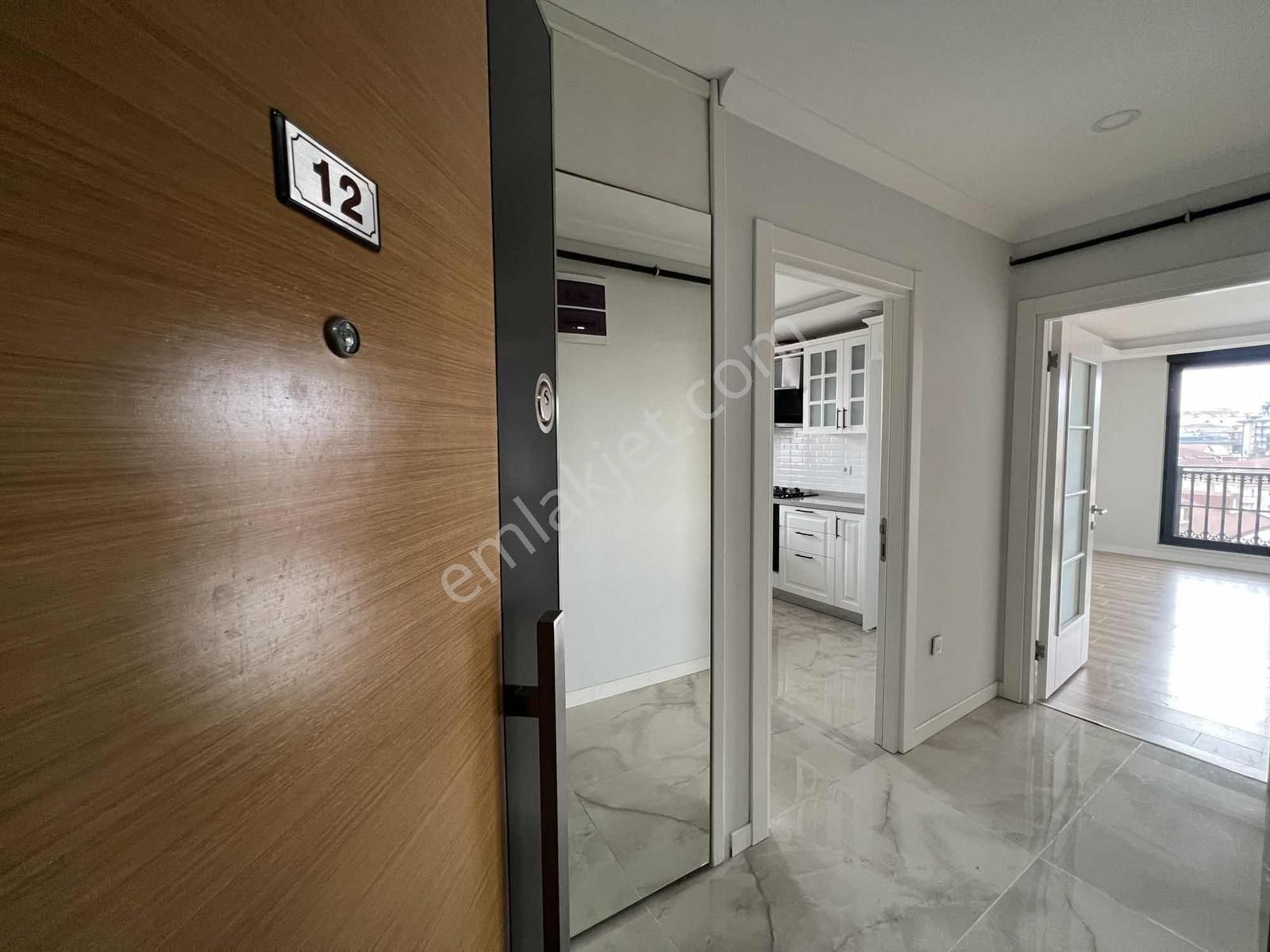 Bahçelievler Mahallesinde 3+2 180 M2 Çatı Dubleks - Görsel 27