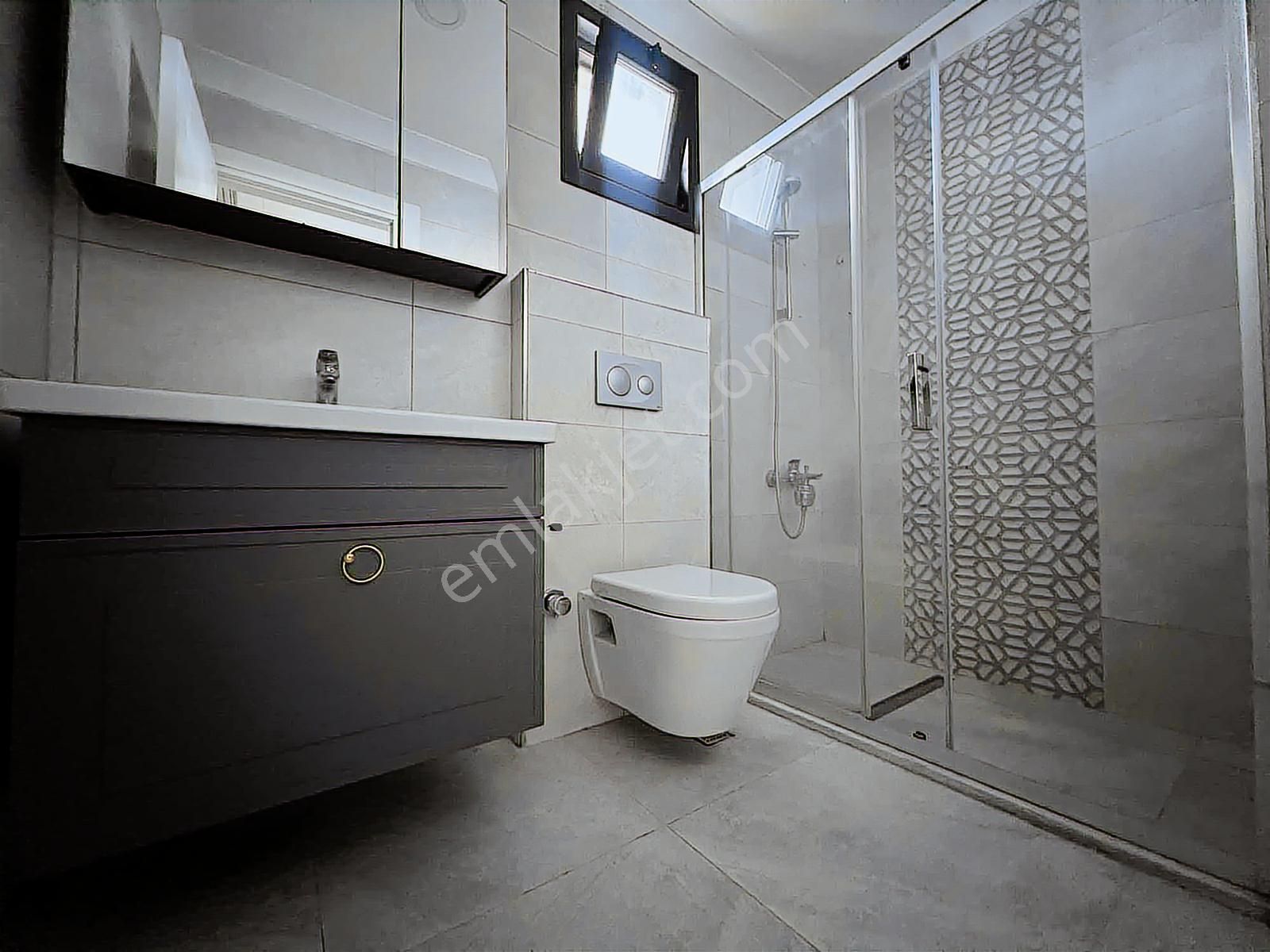 Bahçelievler Mahallesinde 3+2 180 M2 Çatı Dubleks - Görsel 26