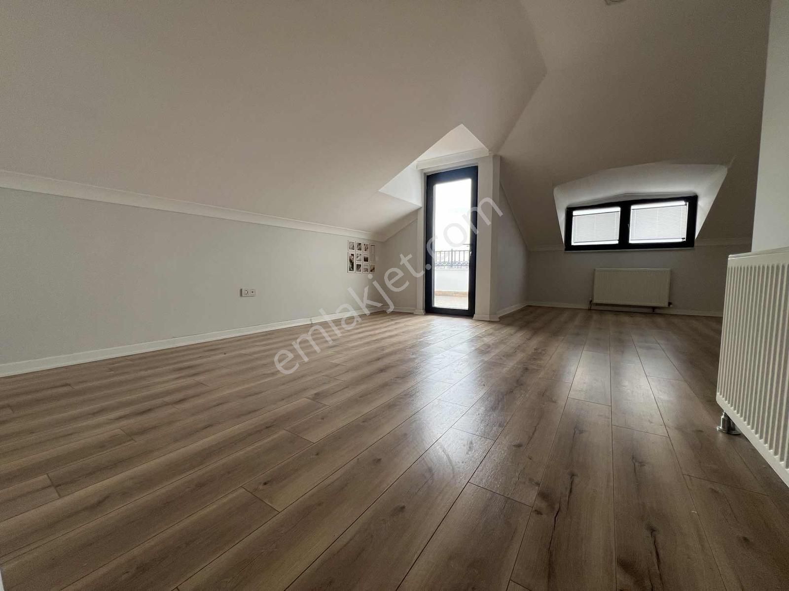 Bahçelievler Mahallesinde 3+2 180 M2 Çatı Dubleks - Görsel 31