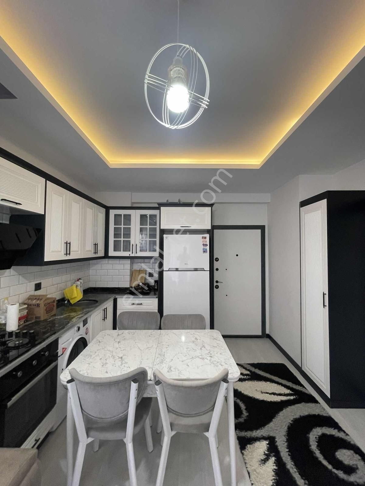 Gültepe'de Eksıksız Ve Yenı Esyalı Balkonlu Genıs 1+1 - Görsel 12