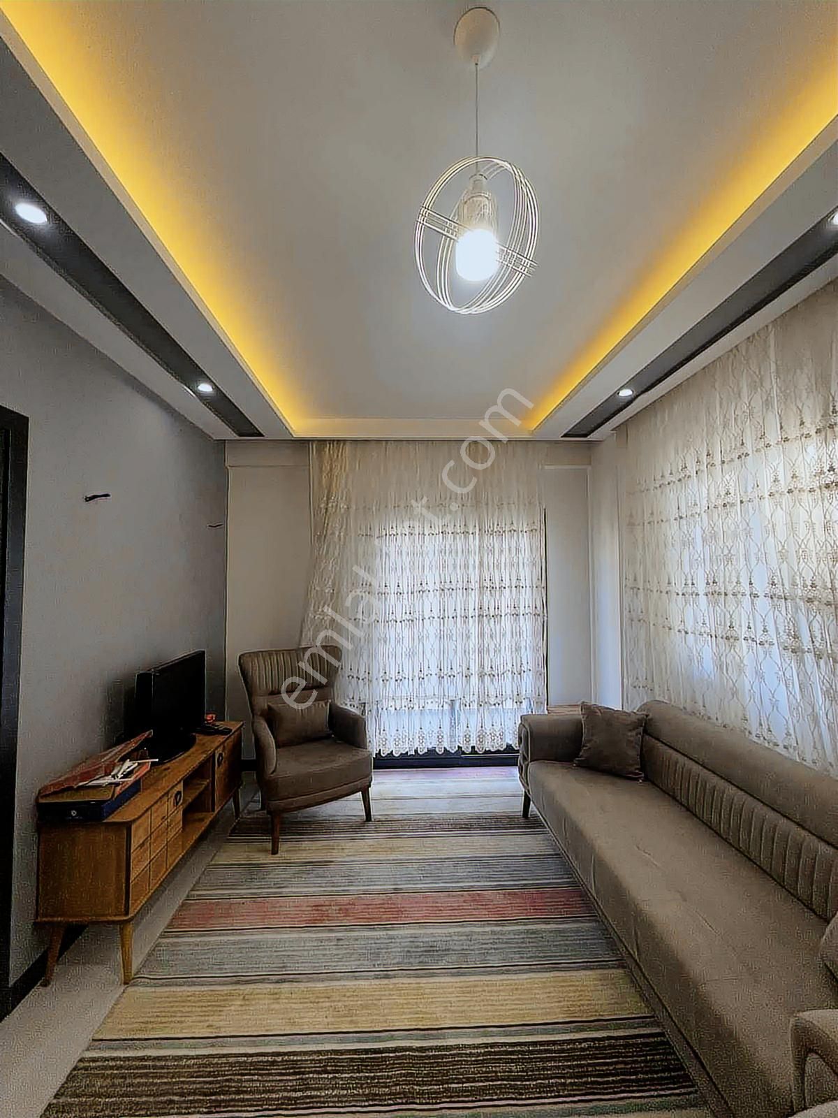Gültepe'de Eksıksız Ve Yenı Esyalı Balkonlu Genıs 1+1 - Görsel 17