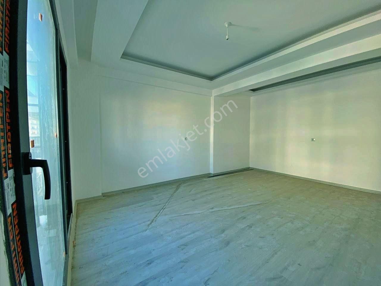 Uytundan Burhaniye Badem Alanında Havuzlu Sitede Arakat 2+1daire - Görsel 33