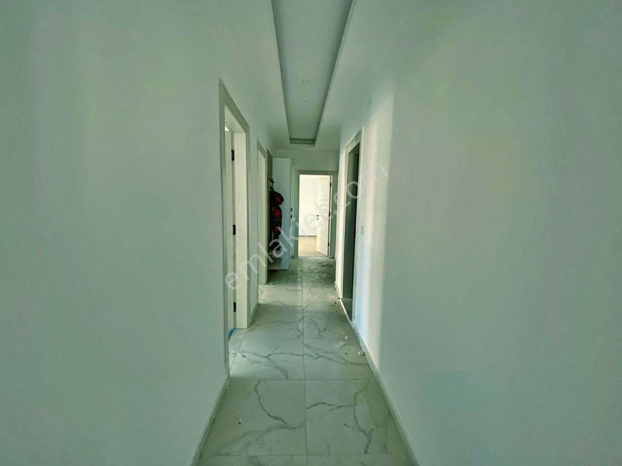 Uytundan Burhaniye Badem Alanında Havuzlu Sitede Arakat 2+1daire - Görsel 7