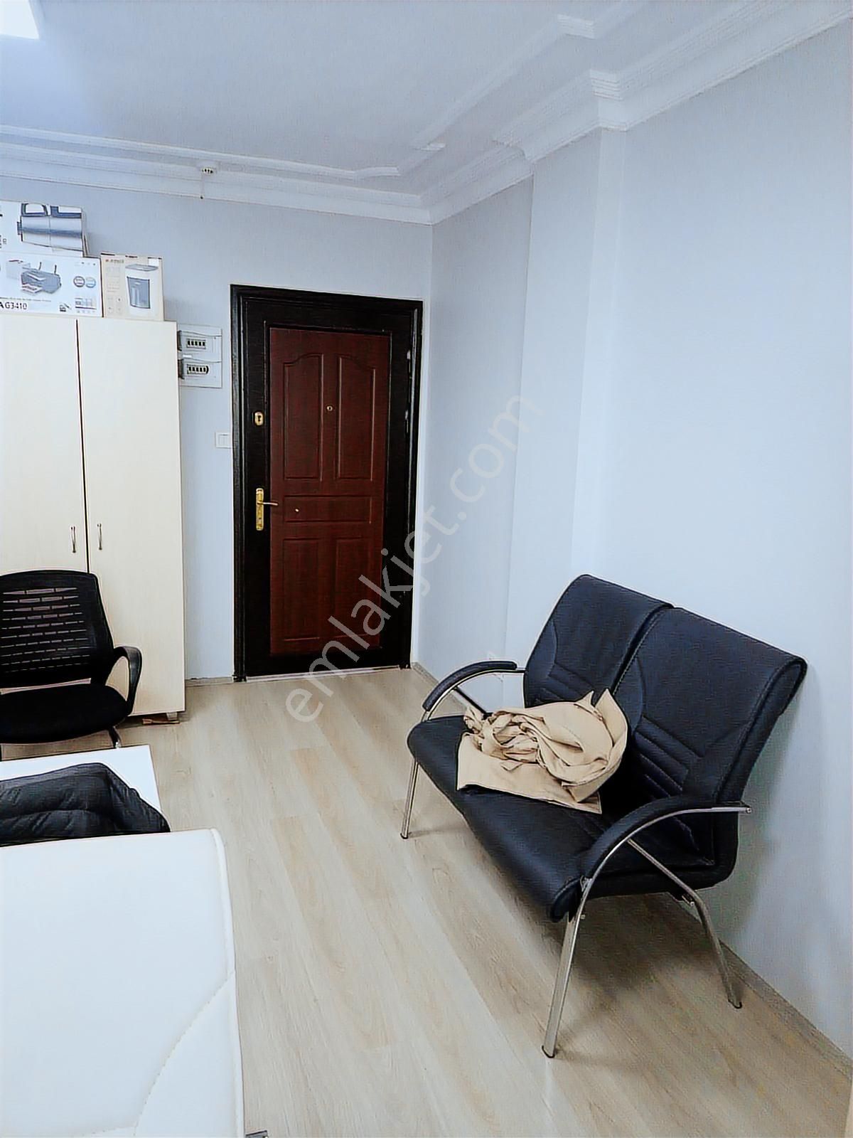 Küçük Çekmecede Satılık 28 M² Merkezi Konumda İşyeri / Ofis - Görsel 7