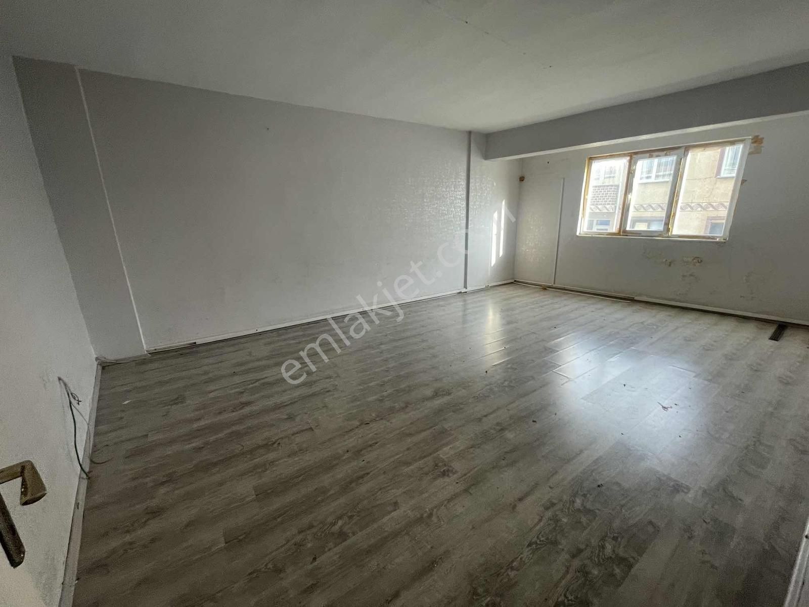 Gaziosmanpaşa Havuzbaşı Sanayide Kiralık 190m2 Atölye-imalathane - Görsel 13