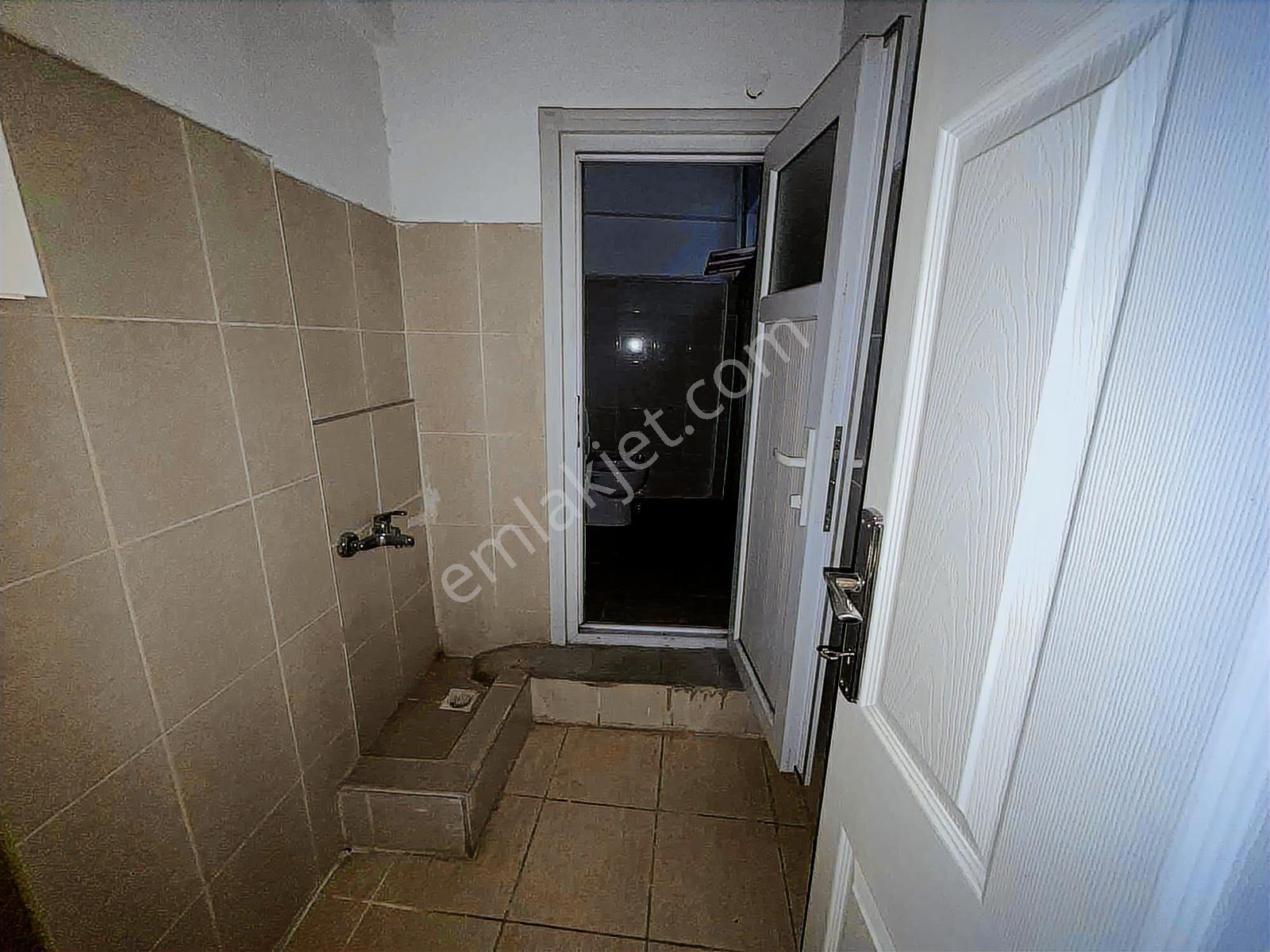 Havuzbaşı Sanayide Kiralık 190m2 Atölye-imalathane - Görsel 10