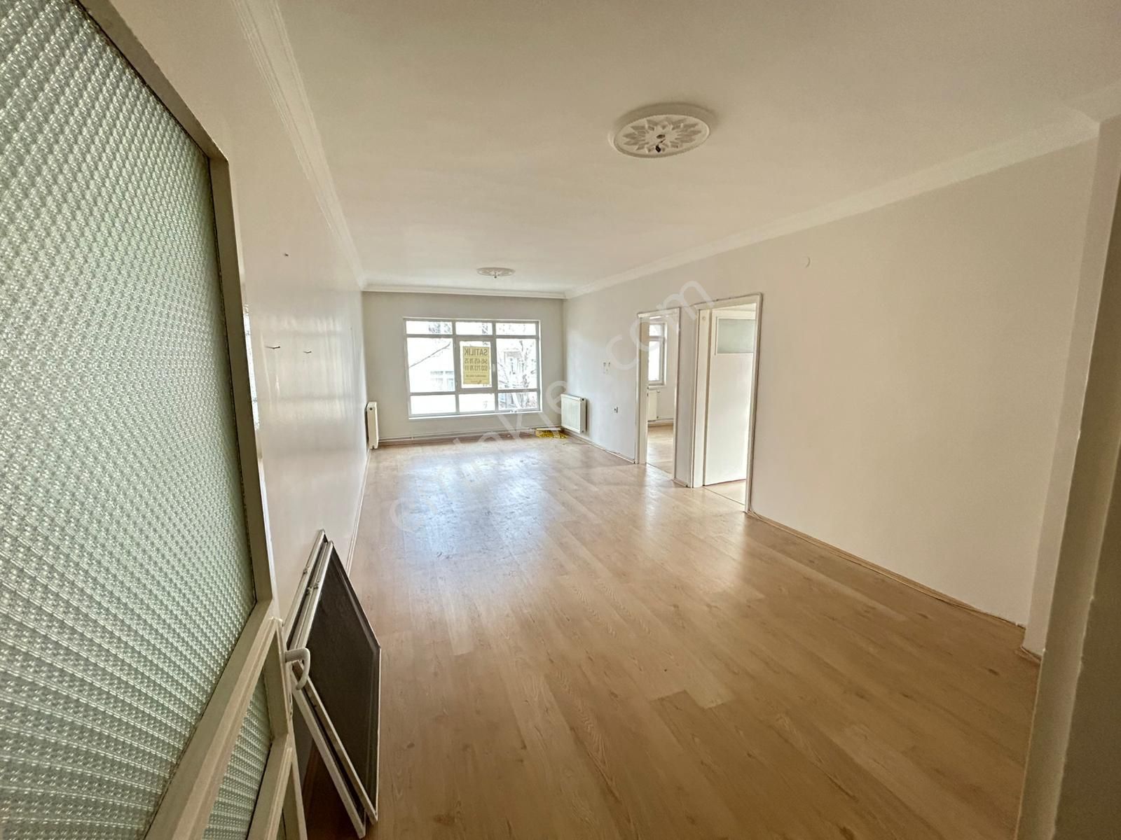 Taner'den Dikmen Nisan Sok'ta 3.kat Ön Cephe 3+1 Mantolamalı Boş - Görsel 19