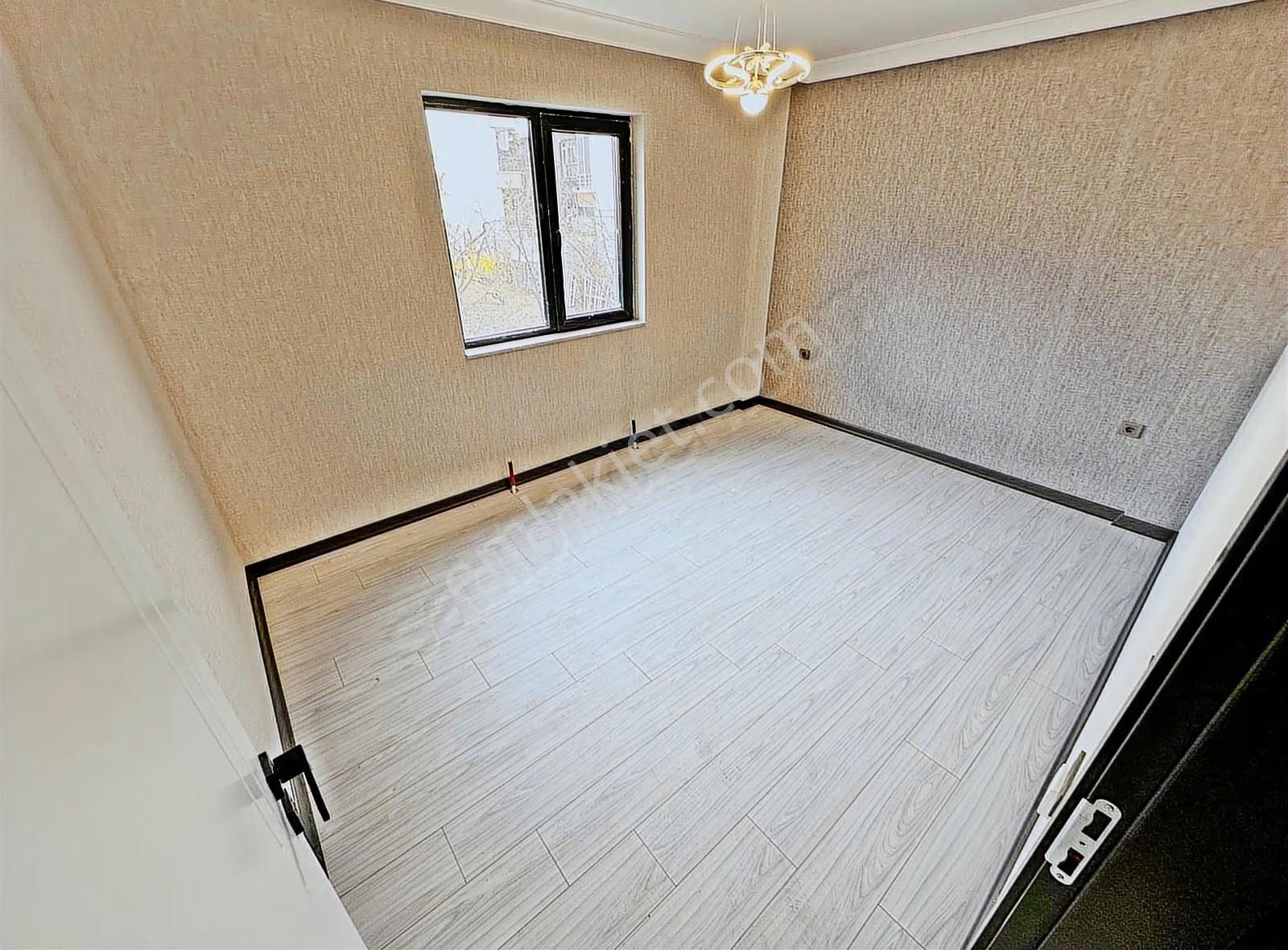 Keçiören'de_ana_cadde_yanı_tam_merkezi_konum_geniş_3+1_daire_ - Görsel 33