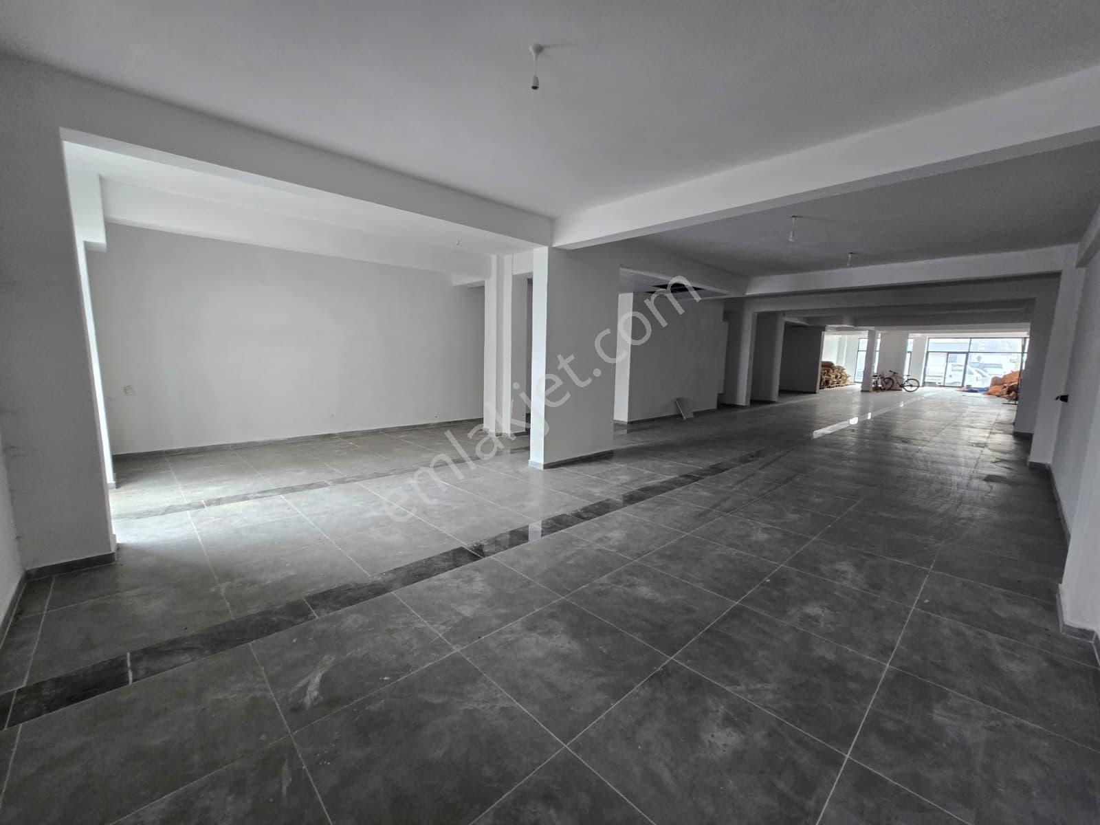 Elite Gd & Cumayerinin Kalbinde 350 M2 Müthiş Konum Her İşe Uygun - Görsel 10