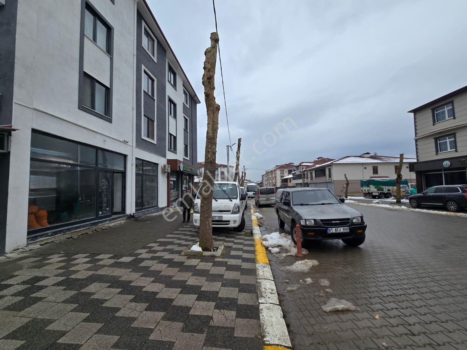 Elite Gd & Cumayerinin Kalbinde 350 M2 Müthiş Konum Her İşe Uygun - Görsel 19