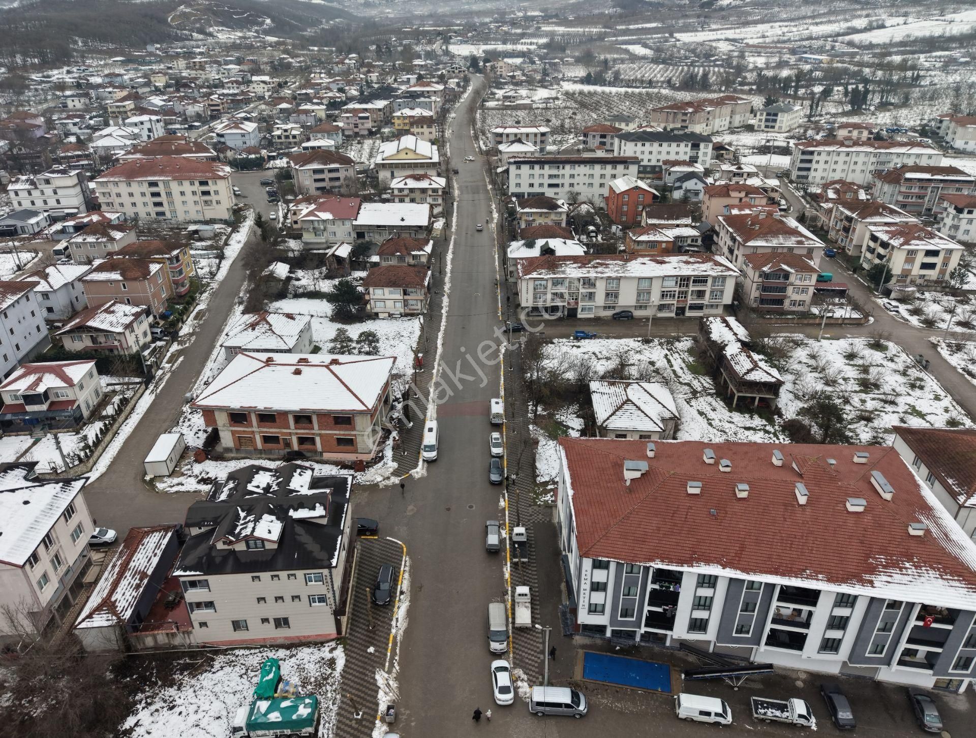 Elite Gd & Cumayerinin Kalbinde 350 M2 Müthiş Konum Her İşe Uygun - Görsel 6