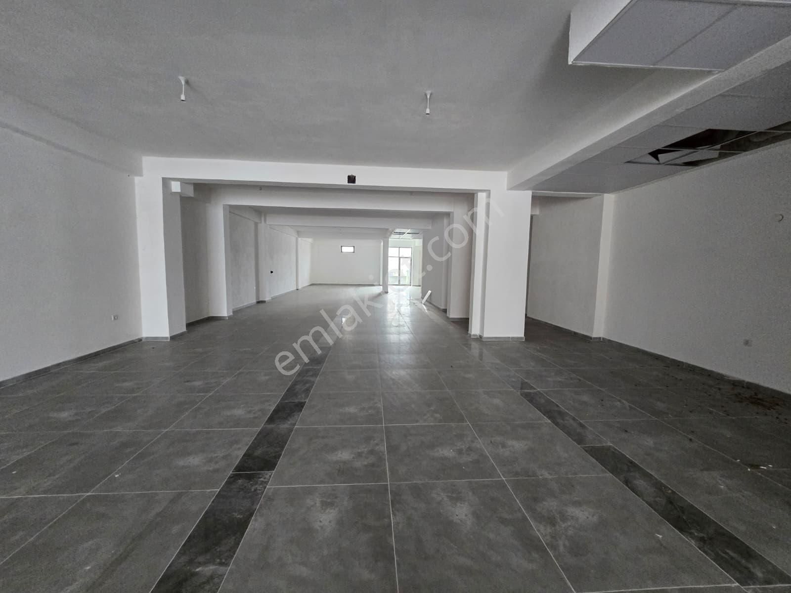 Elite Gd & Cumayerinin Kalbinde 350 M2 Müthiş Konum Her İşe Uygun - Görsel 13