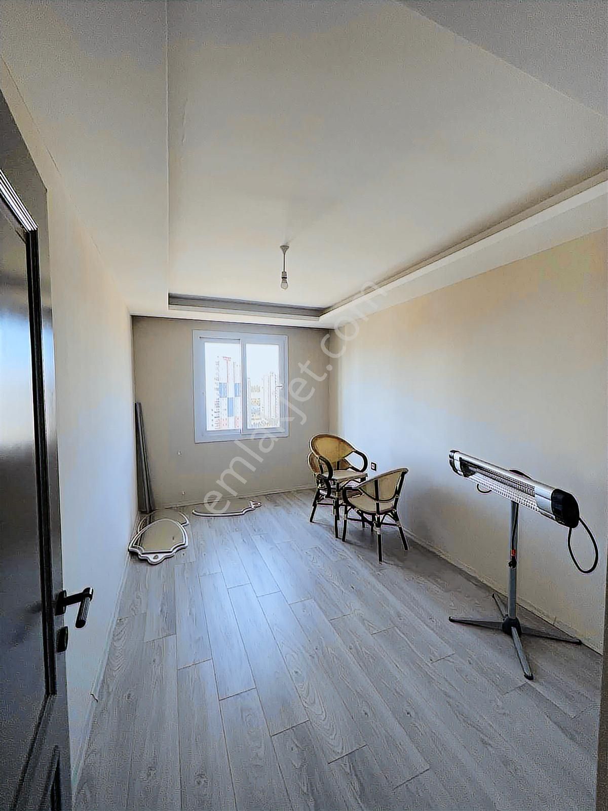 Carkıpare'de Azkatlı Bulvara Yakın Ebeveyn G.odalı 3+1 K.mutfak - Görsel 10