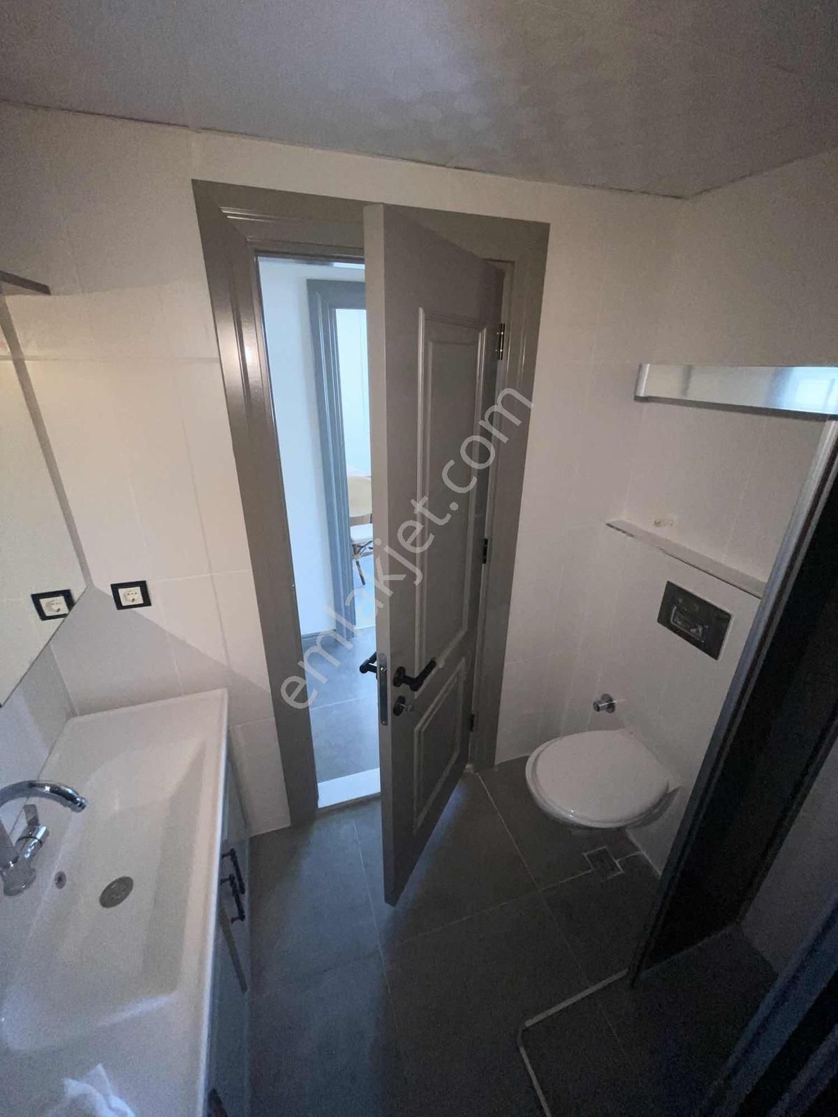 Carkıpare'de Azkatlı Bulvara Yakın Ebeveyn G.odalı 3+1 K.mutfak - Görsel 25