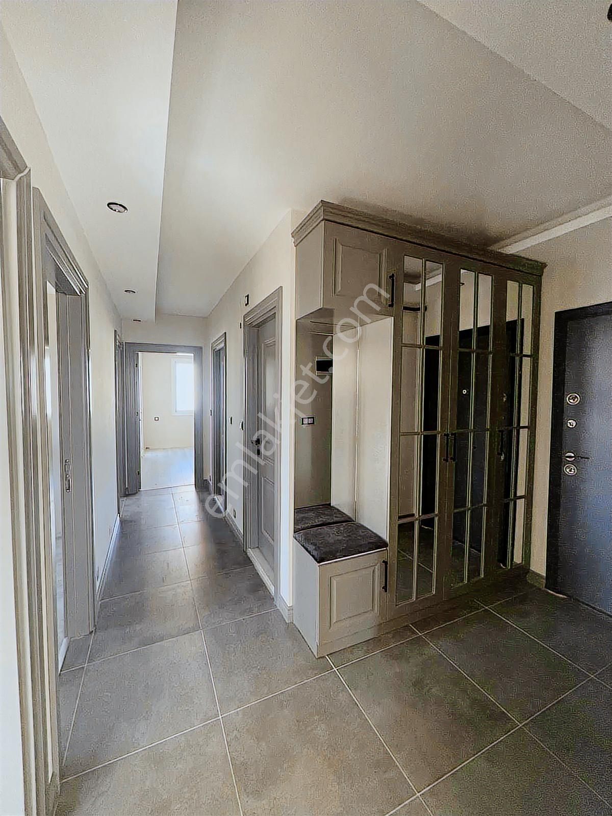 Carkıpare'de Azkatlı Bulvara Yakın Ebeveyn G.odalı 3+1 K.mutfak - Görsel 9