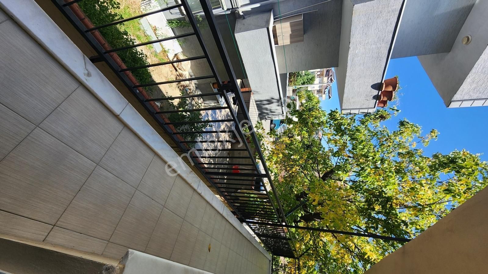 Kariyer'den Hamidiye Mah Köşe Bina 160 M² Ara Kat 3+1 Kiralık - Görsel 27