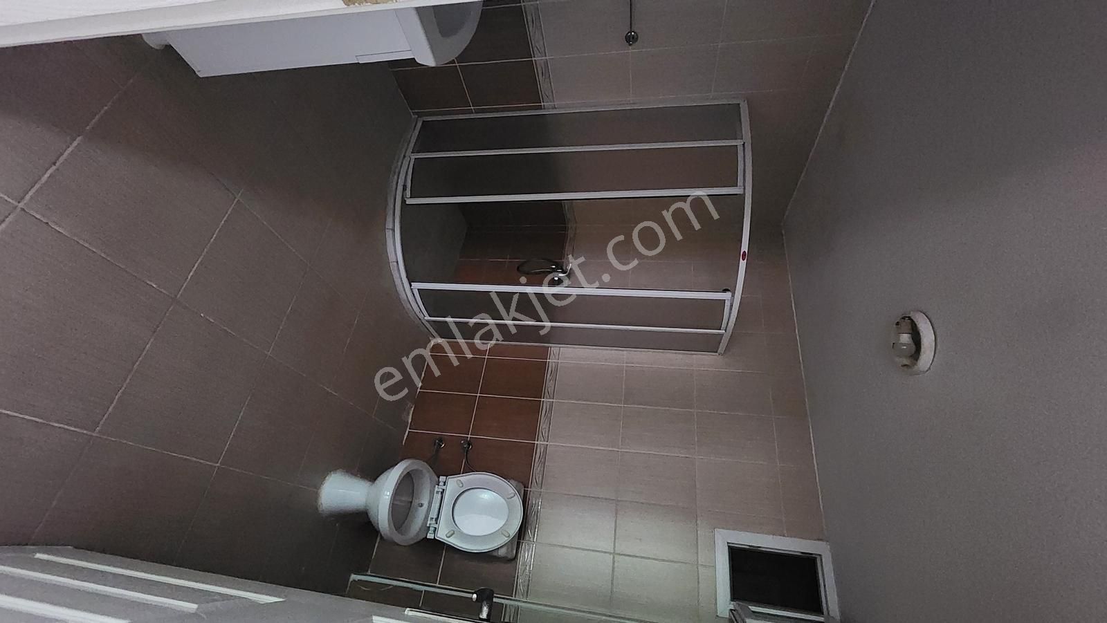 Kariyer'den Hamidiye Mah Köşe Bina 160 M² Ara Kat 3+1 Kiralık - Görsel 22