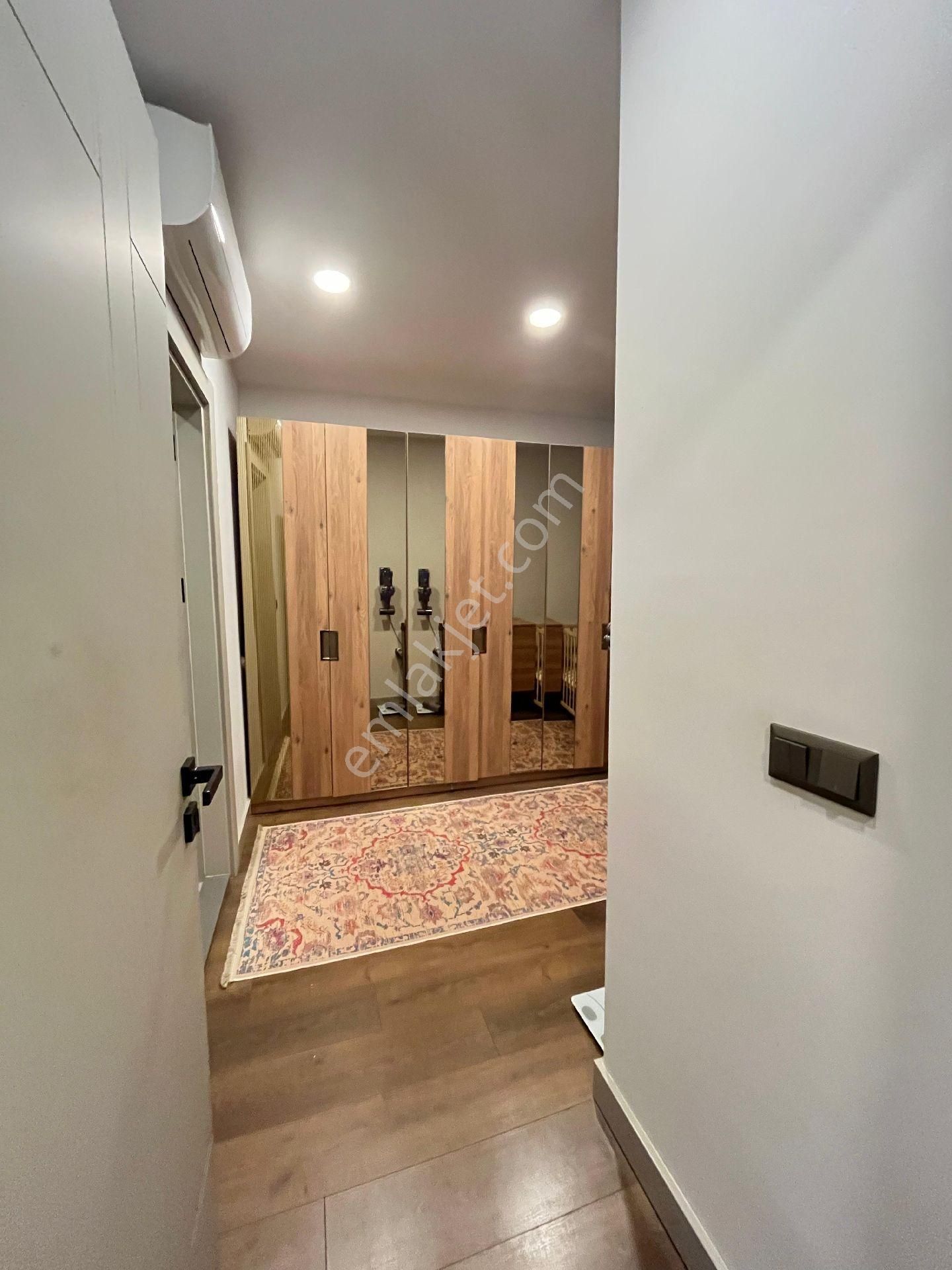 İzmir Gaziemir Landor Sitesi İçerisinde Eşyalı 3+1 Kiralık Daire - Görsel 30