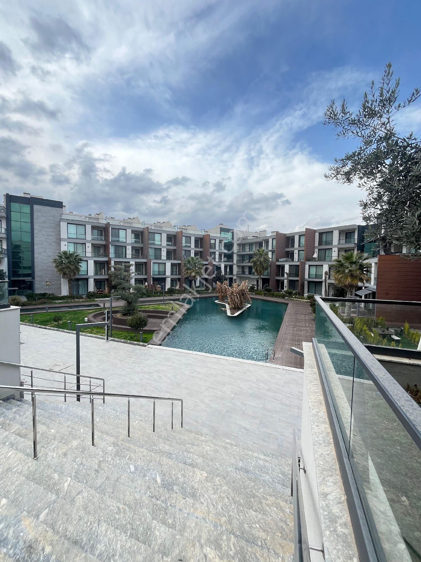 İzmir Gaziemir Landor Sitesi İçerisinde Eşyalı 3+1 Kiralık Daire - Görsel 7