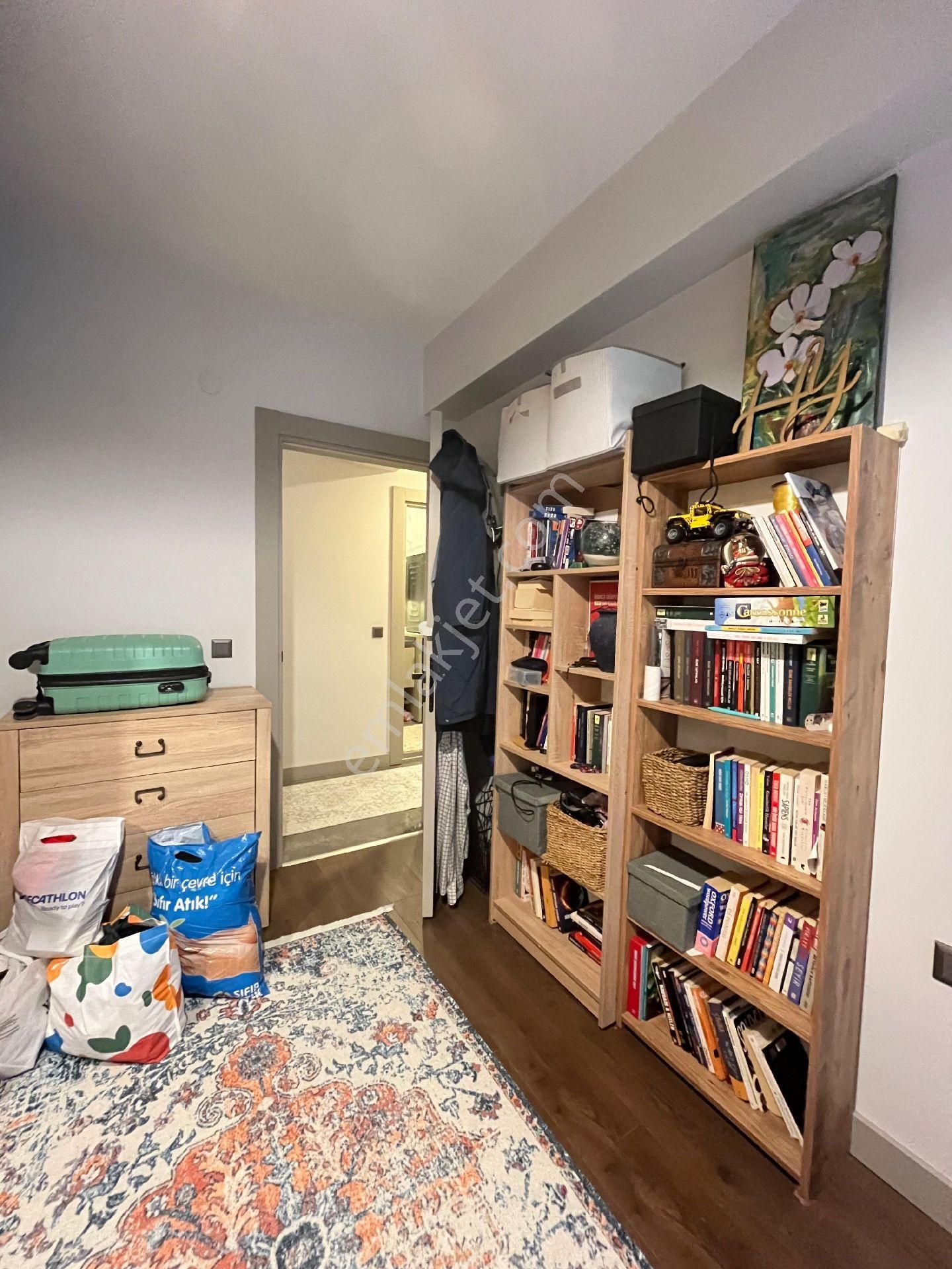 İzmir Gaziemir Landor Sitesi İçerisinde Eşyalı 3+1 Kiralık Daire - Görsel 19