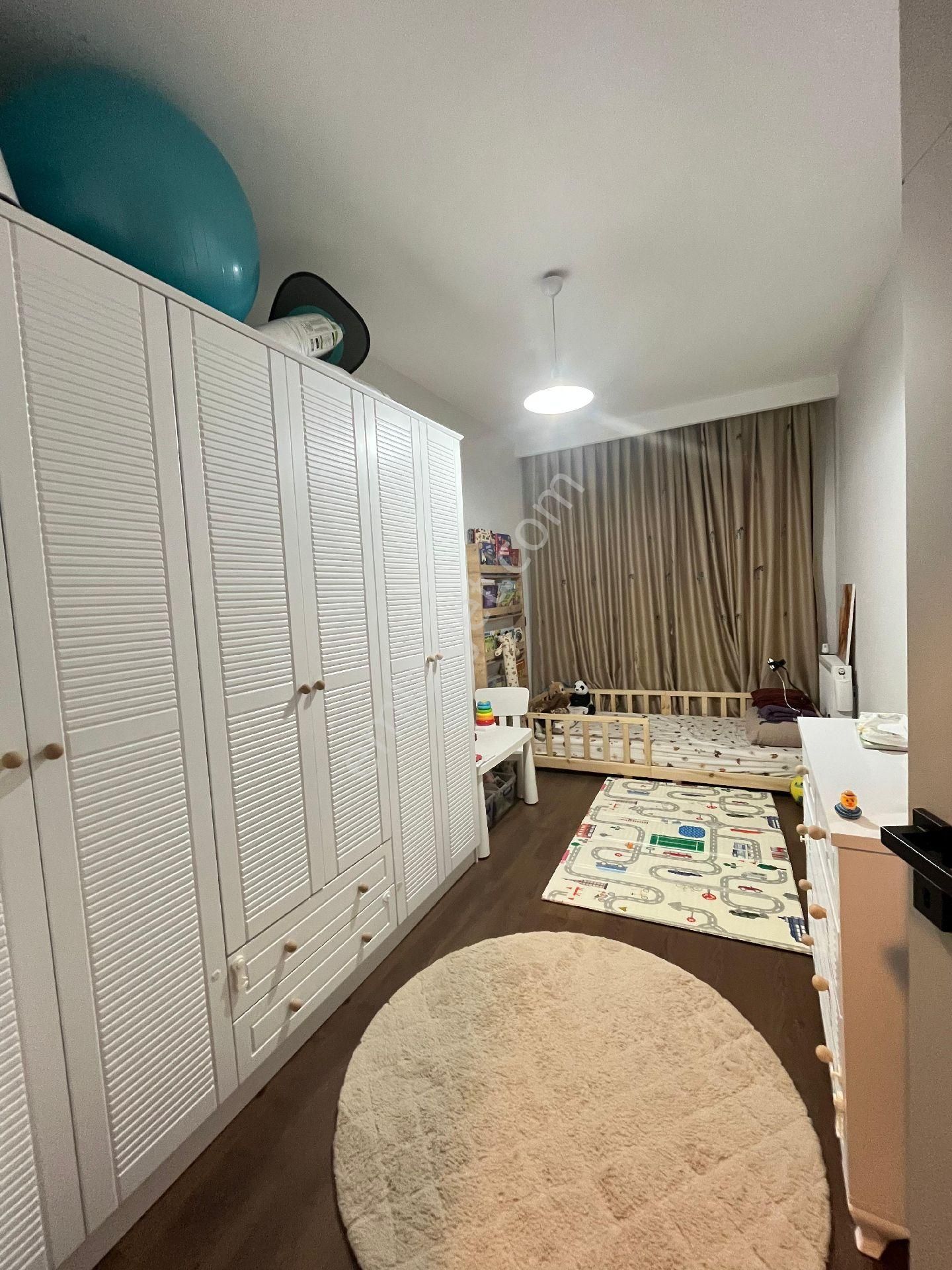 İzmir Gaziemir Landor Sitesi İçerisinde Eşyalı 3+1 Kiralık Daire - Görsel 33