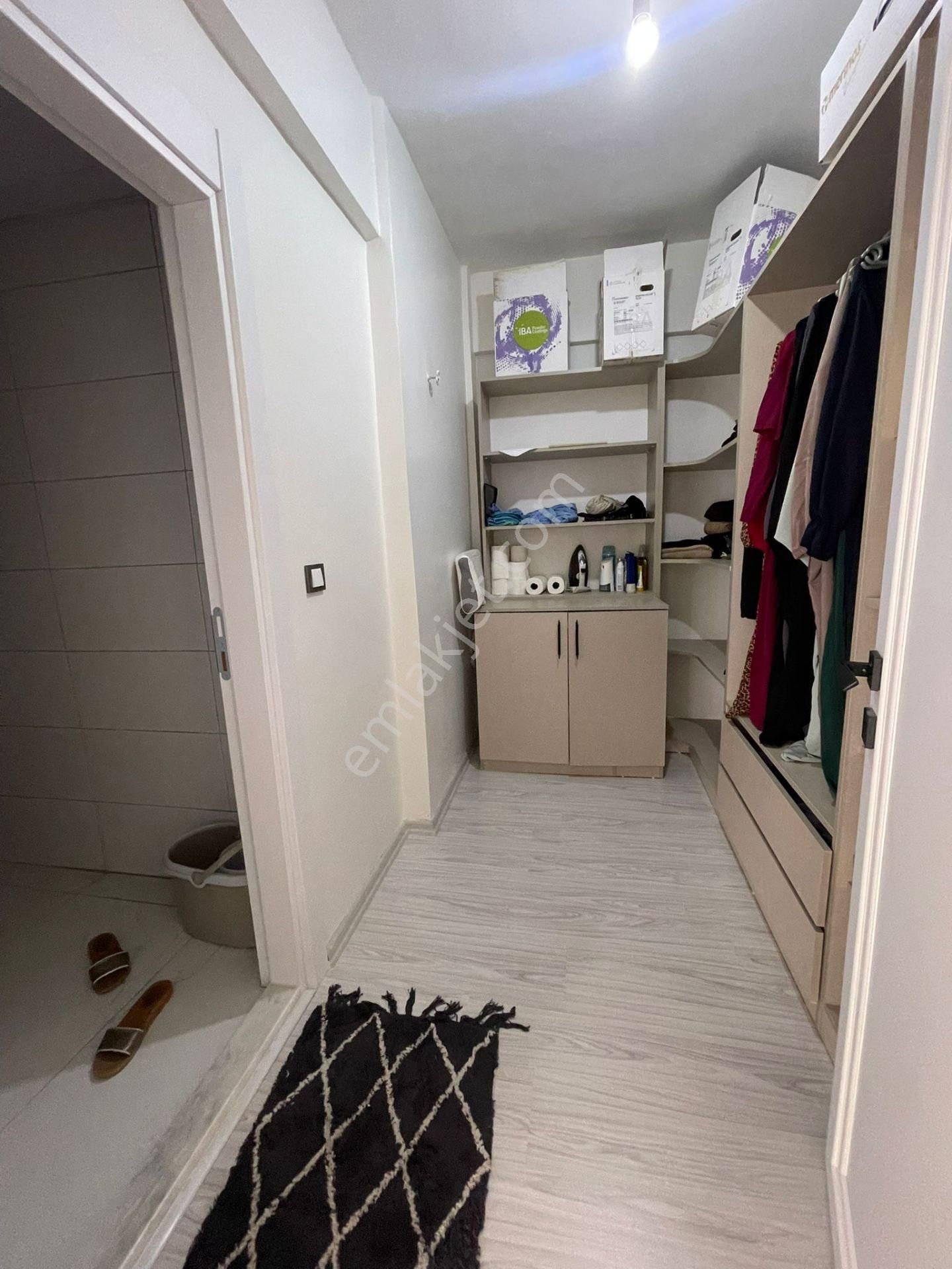 İldem Yeşilyurt Mah. 2,5+1 Bagımsız Mutfak Satılık Daire - Görsel 6